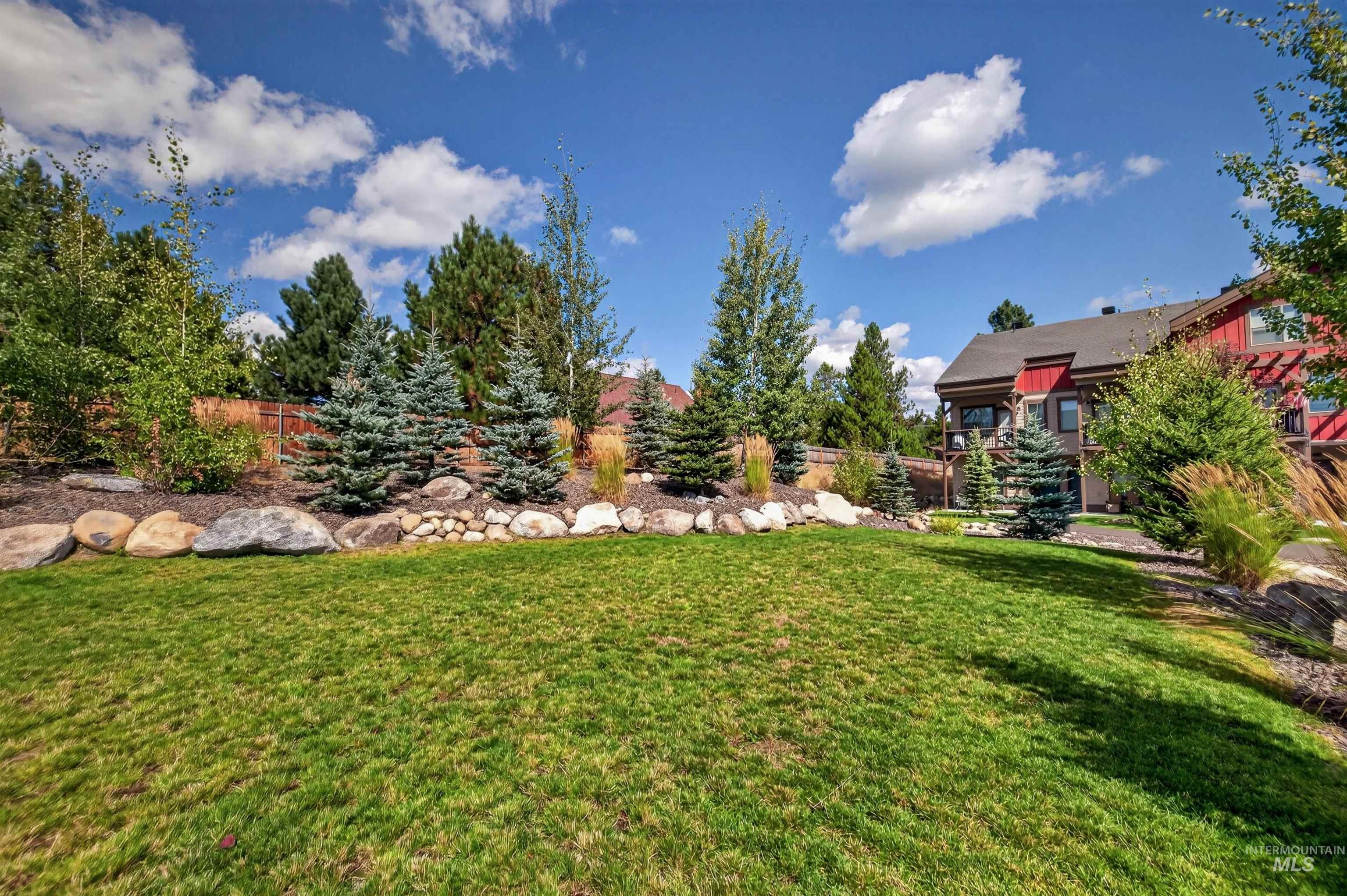 105 Broken Pine Lane, McCall, Idaho 83638, 3 Bedrooms, 3 Bathrooms, Residential For Sale, Price $535,000, 99000182
