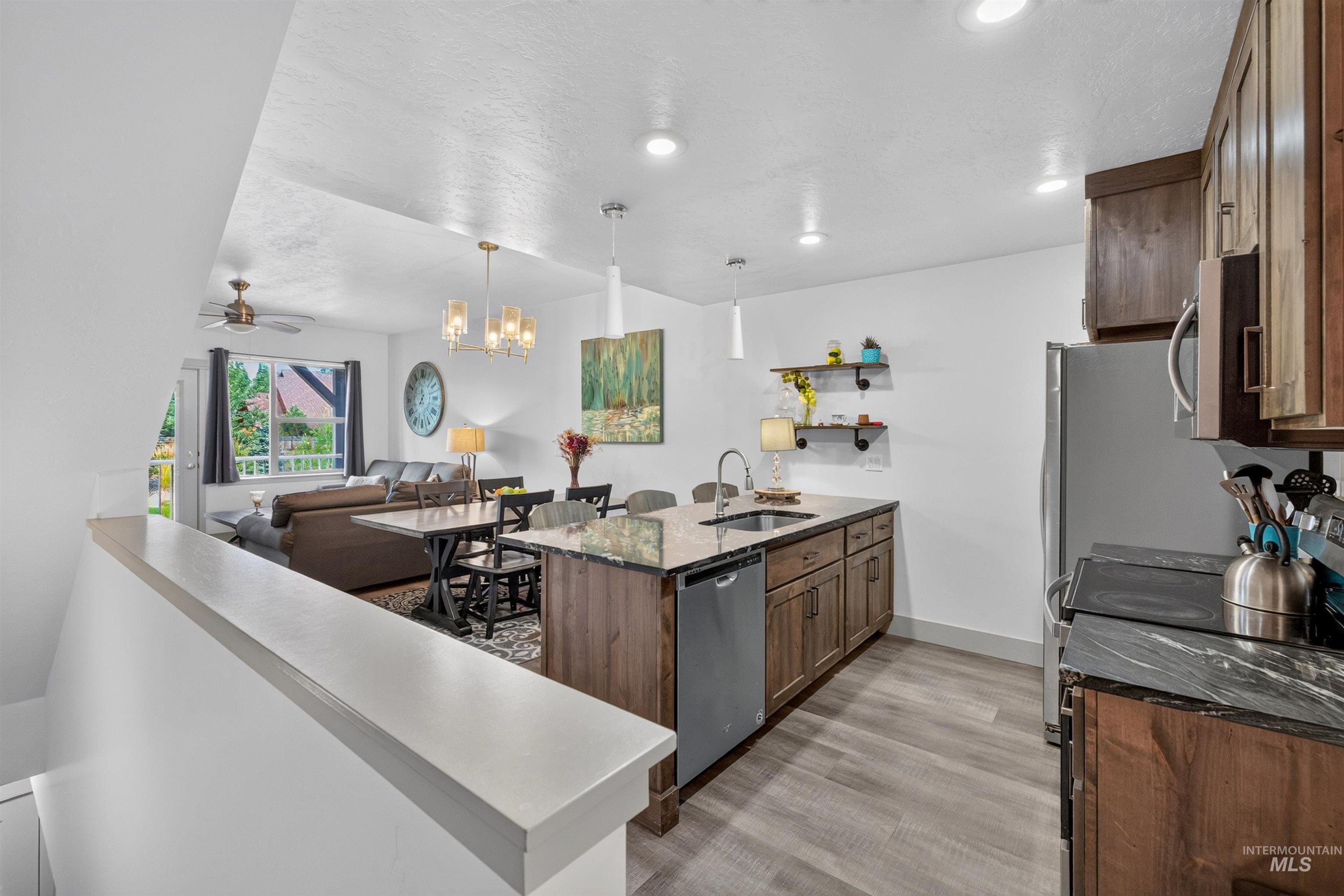 105 Broken Pine Lane, McCall, Idaho 83638, 3 Bedrooms, 3 Bathrooms, Residential For Sale, Price $535,000, 99000182