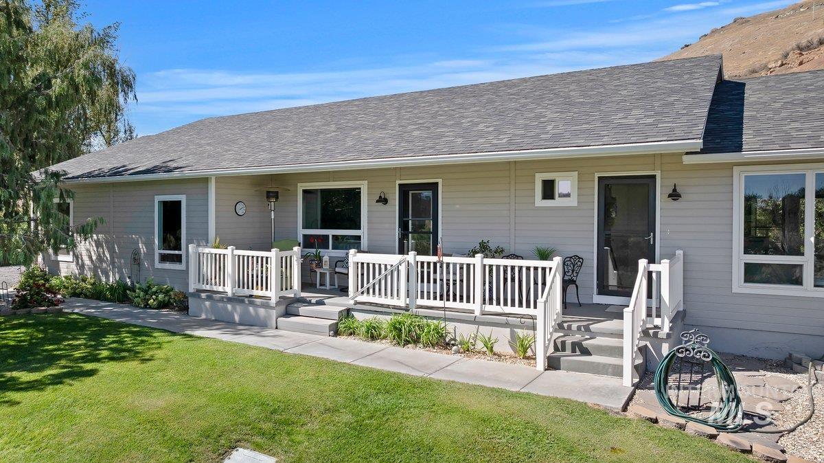 4505 Hidden Canyon Ln, Buhl, Idaho 83316, 3 Bedrooms, 2.5 Bathrooms, Residential For Sale, Price $465,000,MLS 99000194