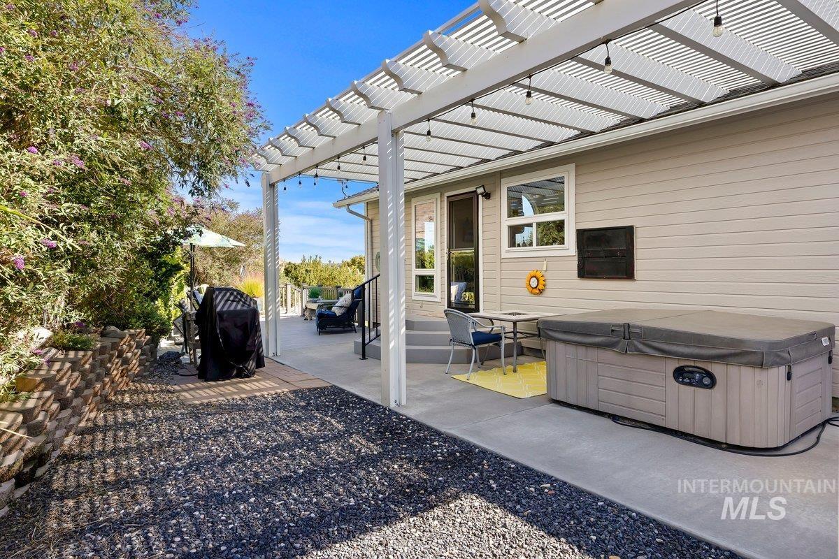 4505 Hidden Canyon Ln, Buhl, Idaho 83316, 3 Bedrooms, 2.5 Bathrooms, Residential For Sale, Price $465,000,MLS 99000194