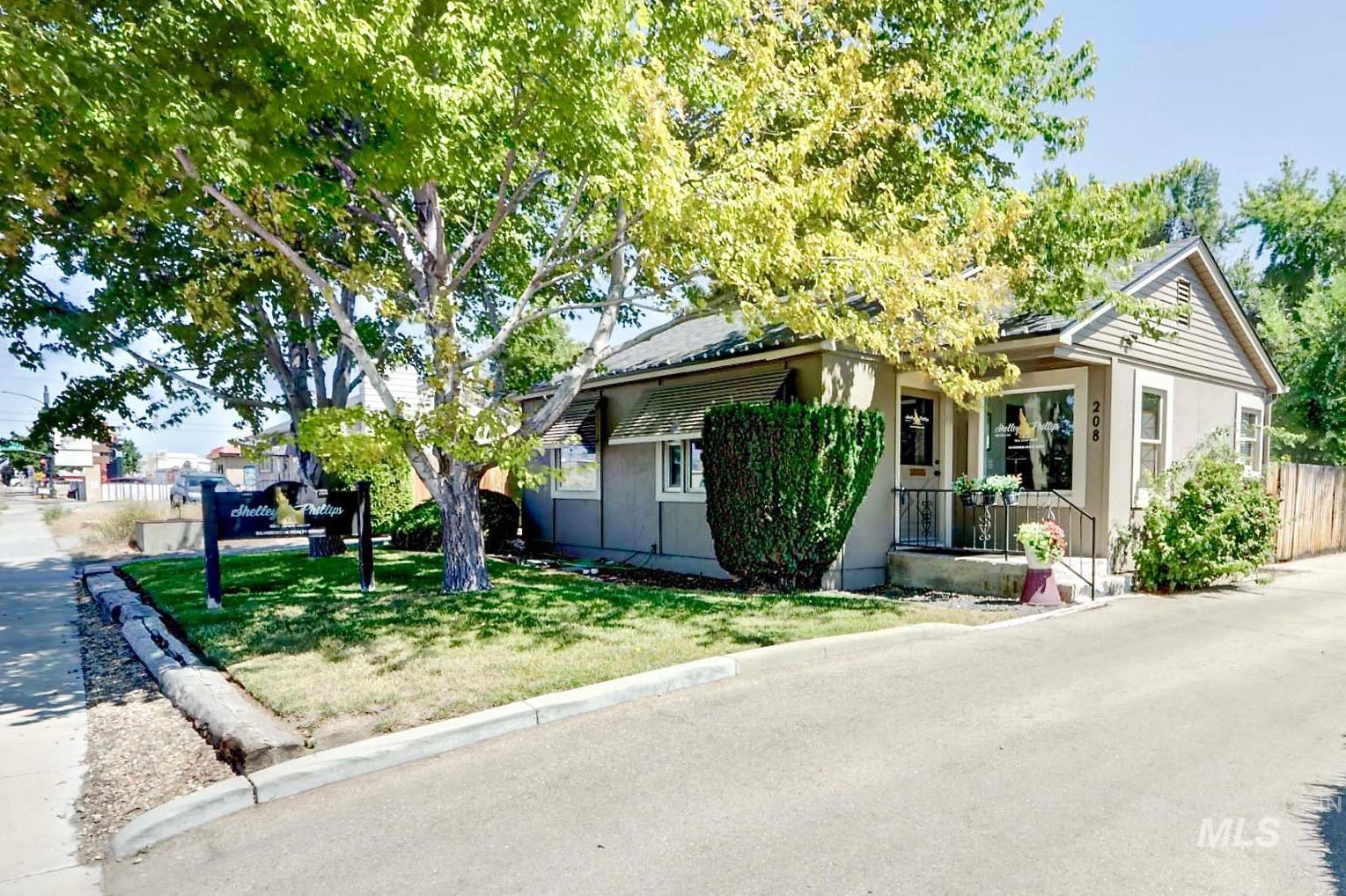 208 S Curtis Rd., Boise, Idaho 83705, Business/Commercial For Sale, Price $449,000,MLS 99000196