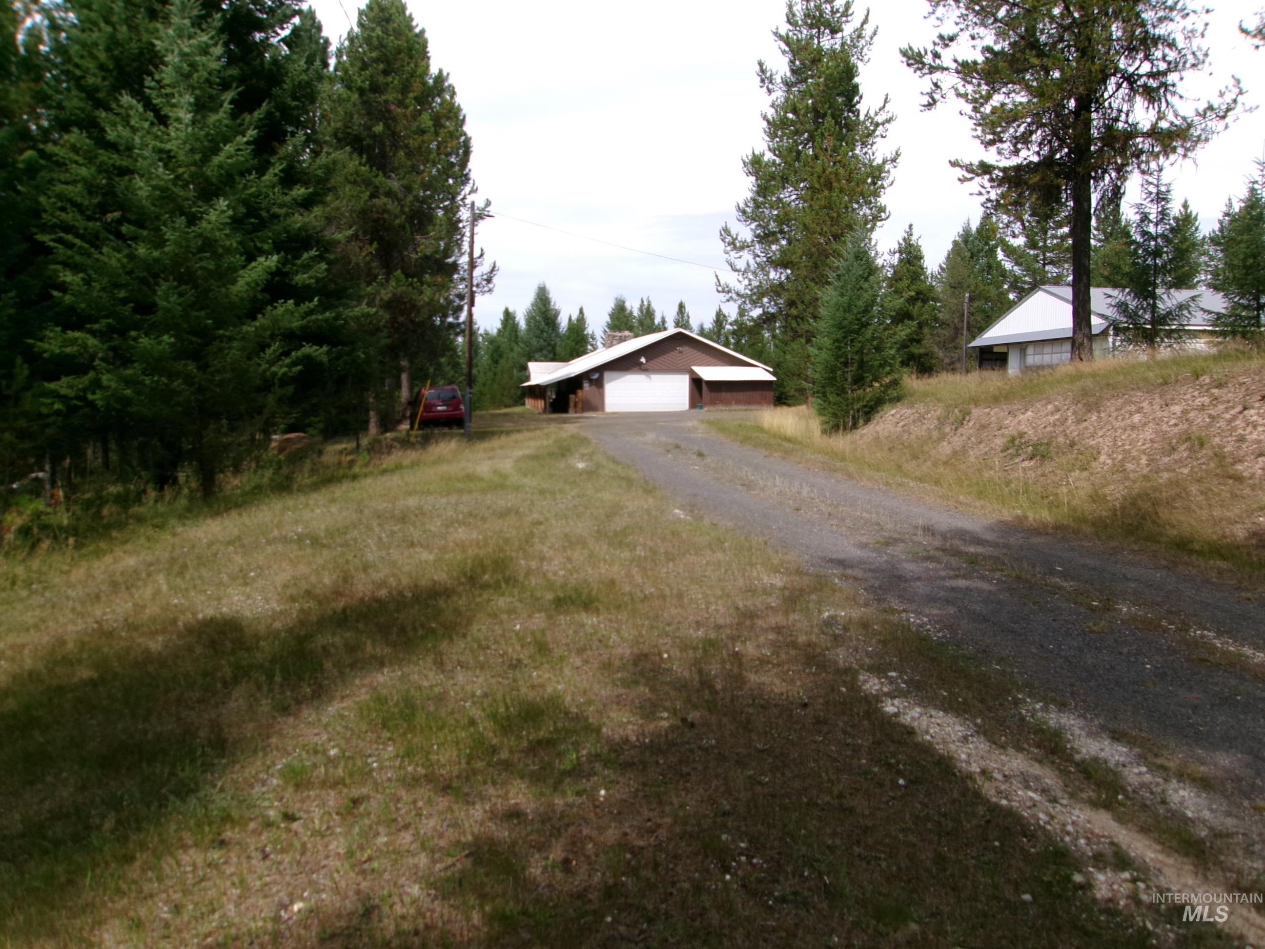 240 Ridgeway Drive, Elk City, Idaho 83525, 4 Bedrooms, 3 Bathrooms, Residential For Sale, Price $639,500,MLS 99000197