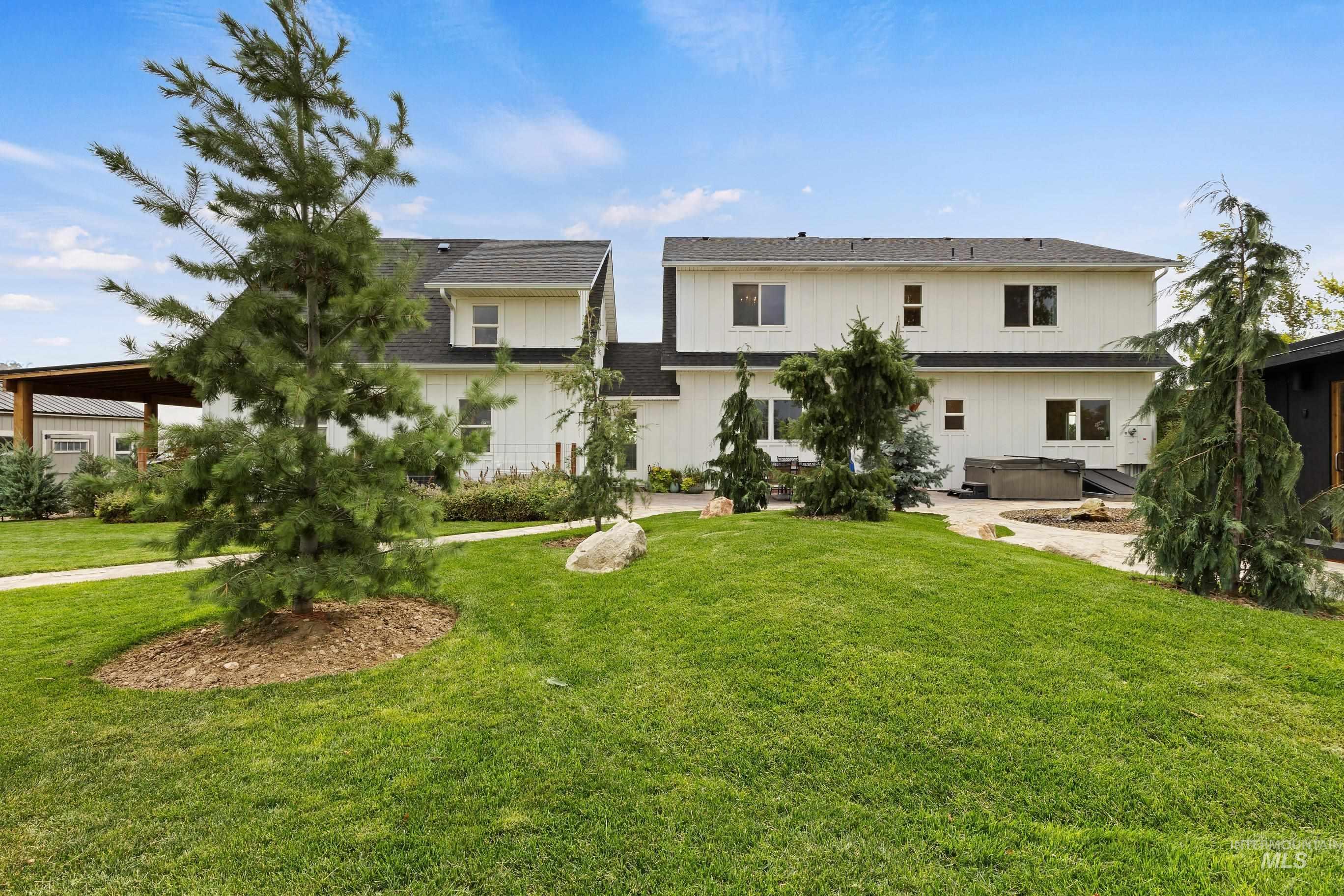 17639 Providence Lane, Caldwell, Idaho 83607, 5 Bedrooms, 4 Bathrooms, Residential For Sale, Price $1,599,900,MLS 99000199