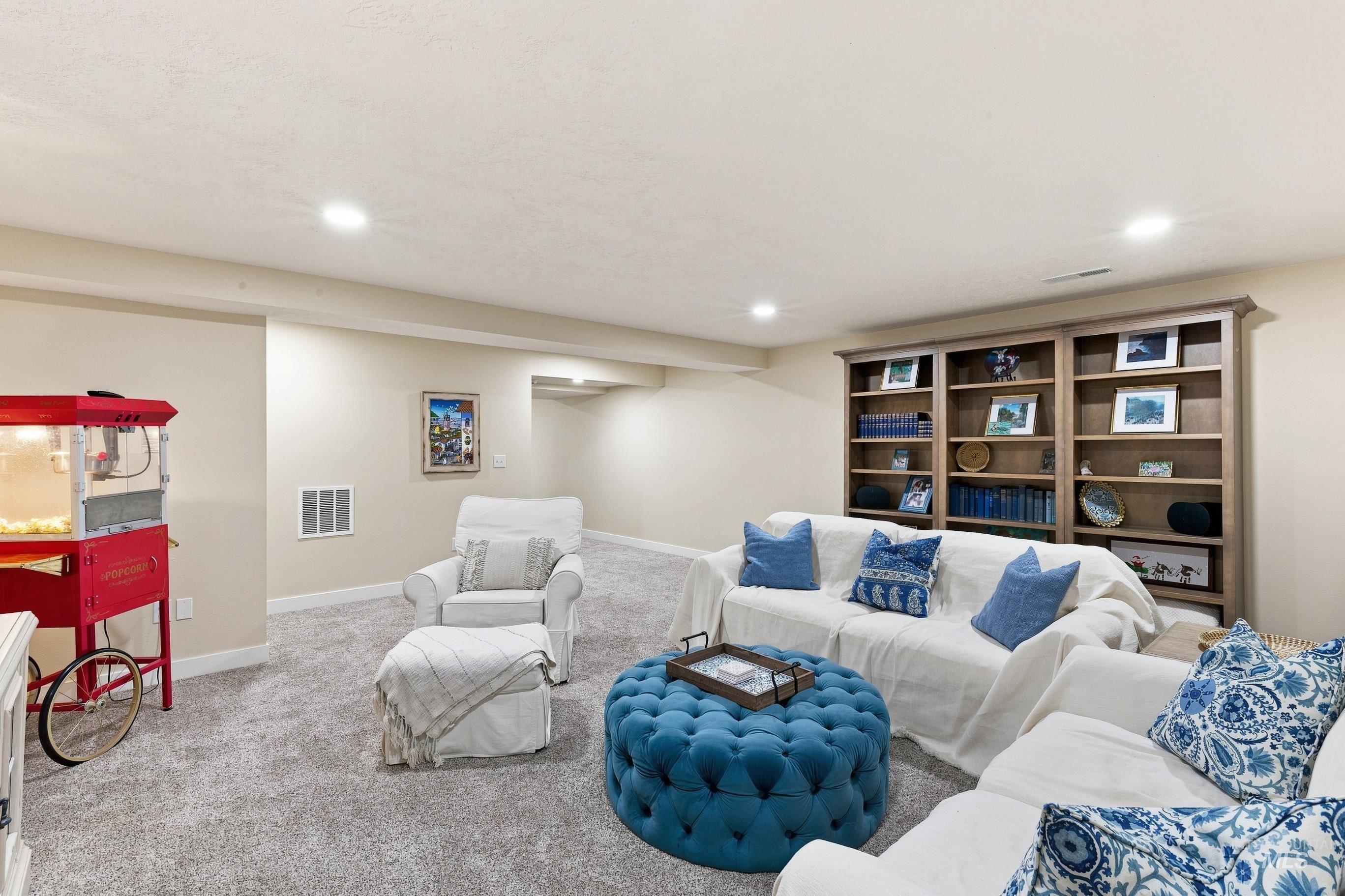 17639 Providence Lane, Caldwell, Idaho 83607, 5 Bedrooms, 4 Bathrooms, Residential For Sale, Price $1,599,900,MLS 99000199