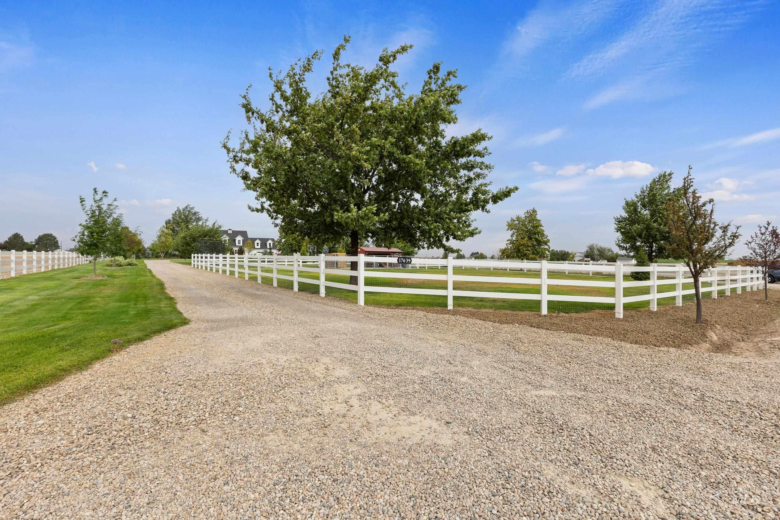 17639 Providence Lane, Caldwell, Idaho 83607, 5 Bedrooms, 4 Bathrooms, Residential For Sale, Price $1,599,900,MLS 99000199