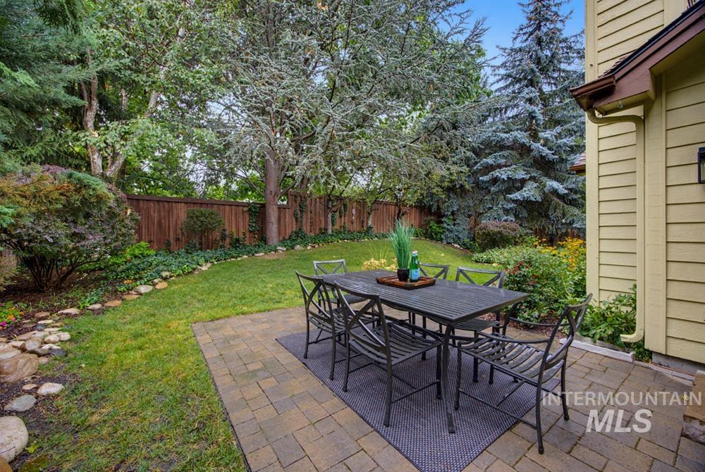 2461 S Swallowtail Lane, Boise, Idaho 83706, 3 Bedrooms, 2 Bathrooms, Residential For Sale, Price $775,000,MLS 99000200