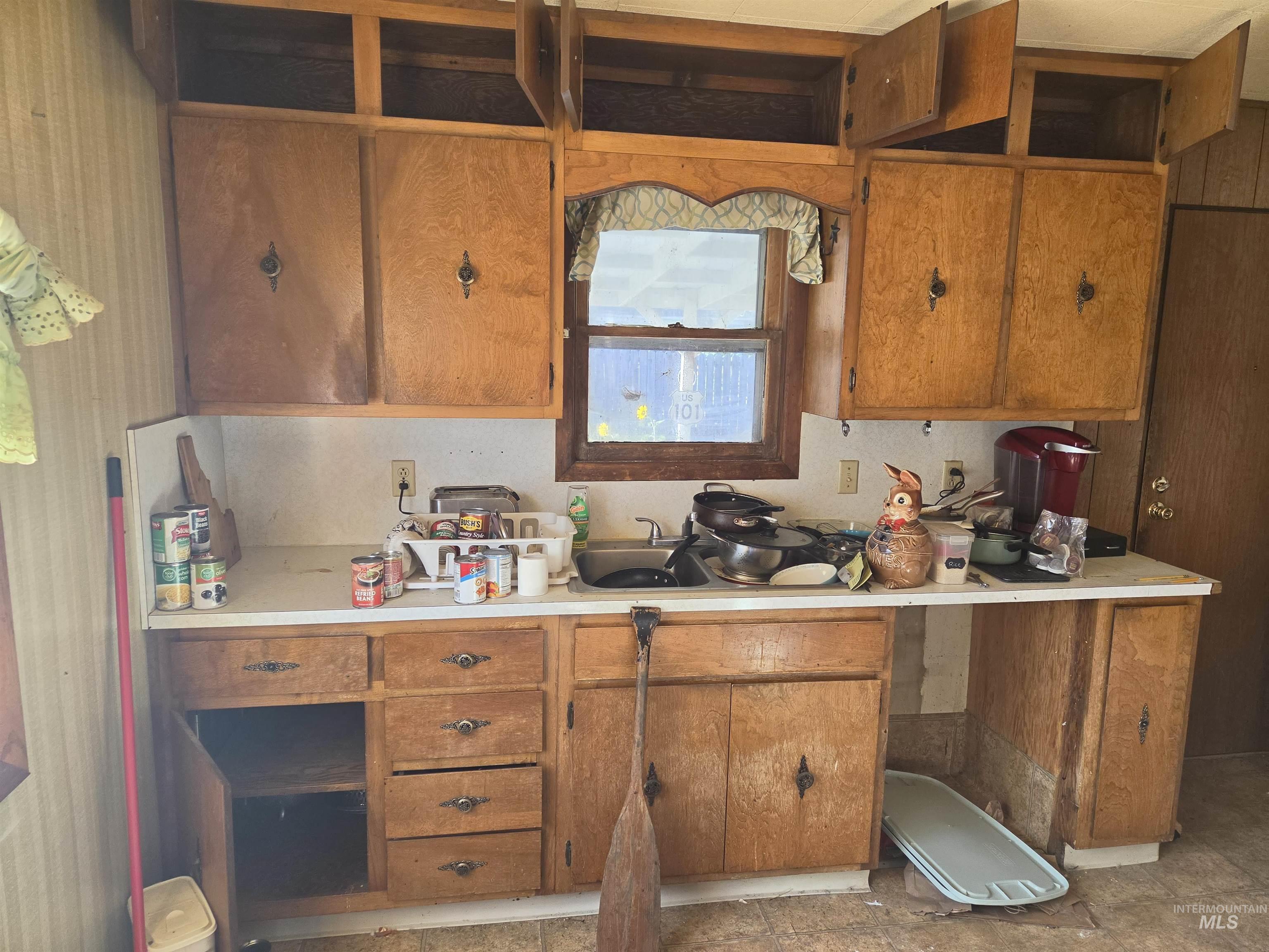 709 N 7th St, Parma, Idaho 83660, 3 Bedrooms, 2 Bathrooms, Residential For Sale, Price $150,000, 99000206