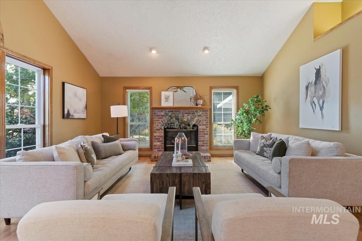 4886 N Lake Front Pl, Garden City, Idaho 83714, 3 Bedrooms, 2 Bathrooms, Residential For Sale, Price $850,000,MLS 99000210