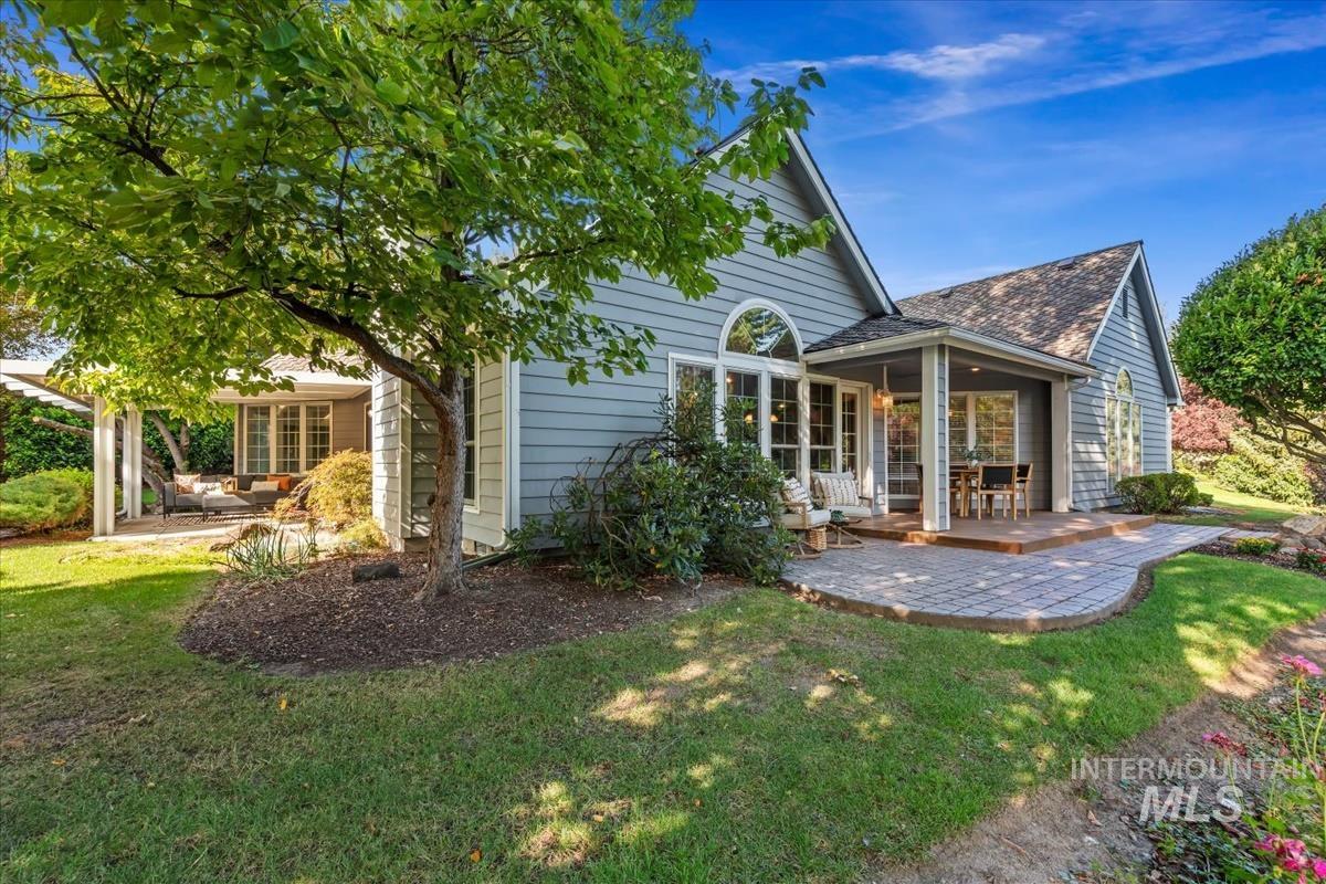 4886 N Lake Front Pl, Garden City, Idaho 83714, 3 Bedrooms, 2 Bathrooms, Residential For Sale, Price $850,000,MLS 99000210