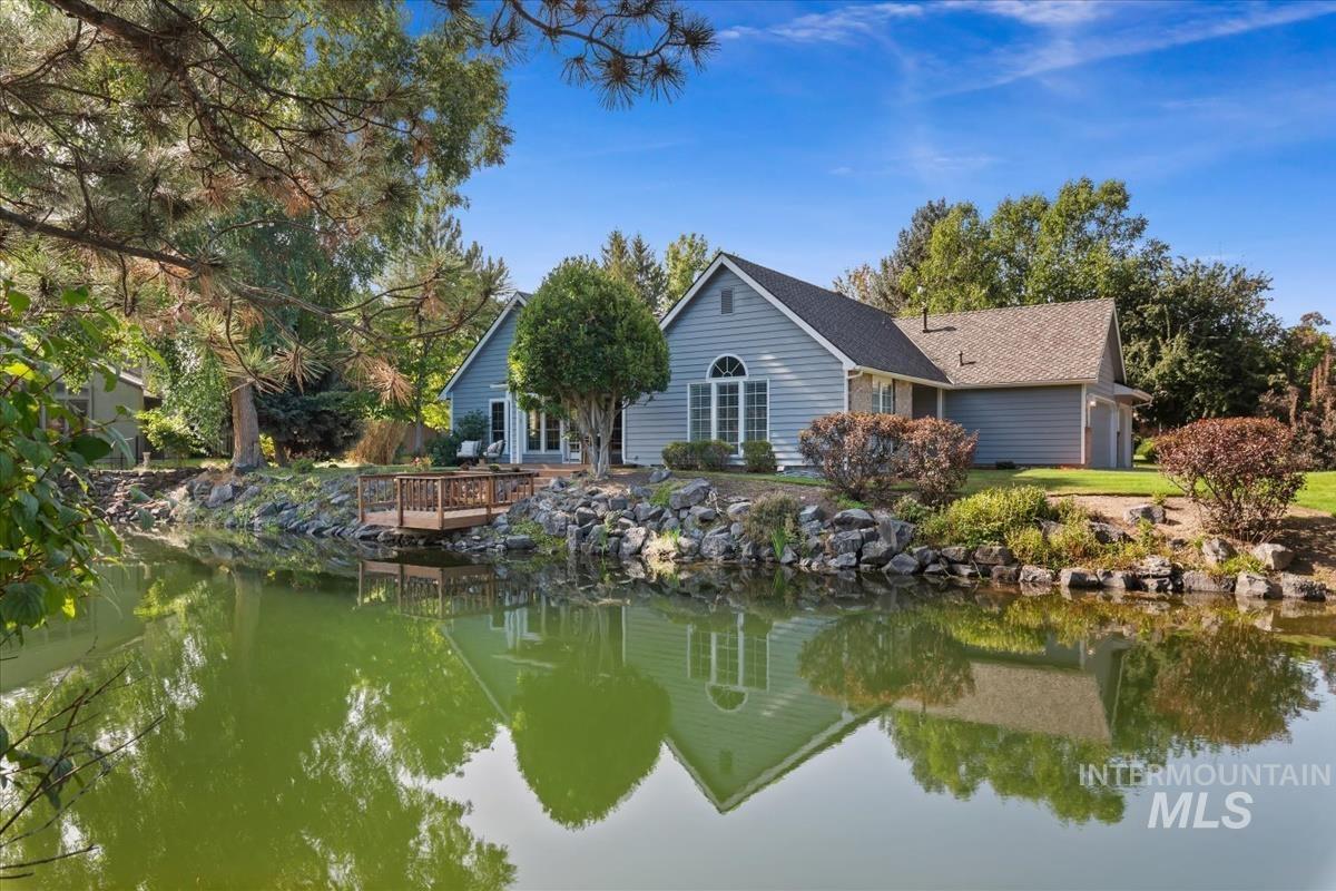 4886 N Lake Front Pl, Garden City, Idaho 83714, 3 Bedrooms, 2 Bathrooms, Residential For Sale, Price $850,000,MLS 99000210