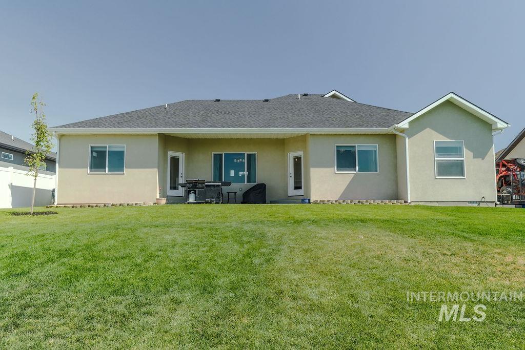1515 Leslie Dr, Jerome, Idaho 83338, 5 Bedrooms, 3 Bathrooms, Residential For Sale, Price $559,999,MLS 99000211