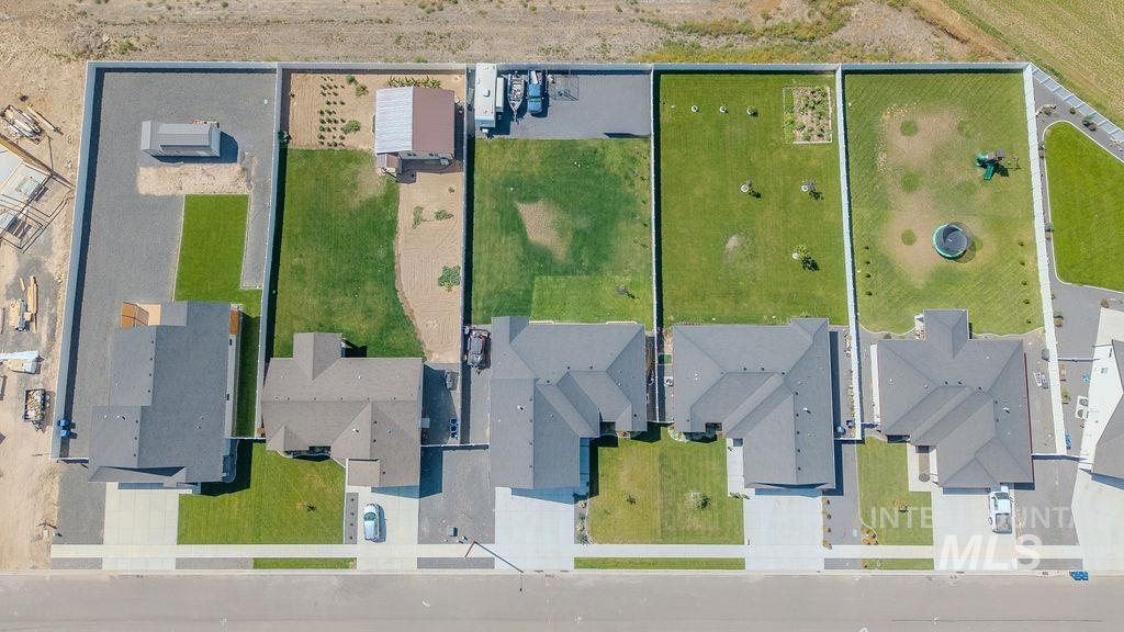 1515 Leslie Dr, Jerome, Idaho 83338, 5 Bedrooms, 3 Bathrooms, Residential For Sale, Price $559,999,MLS 99000211