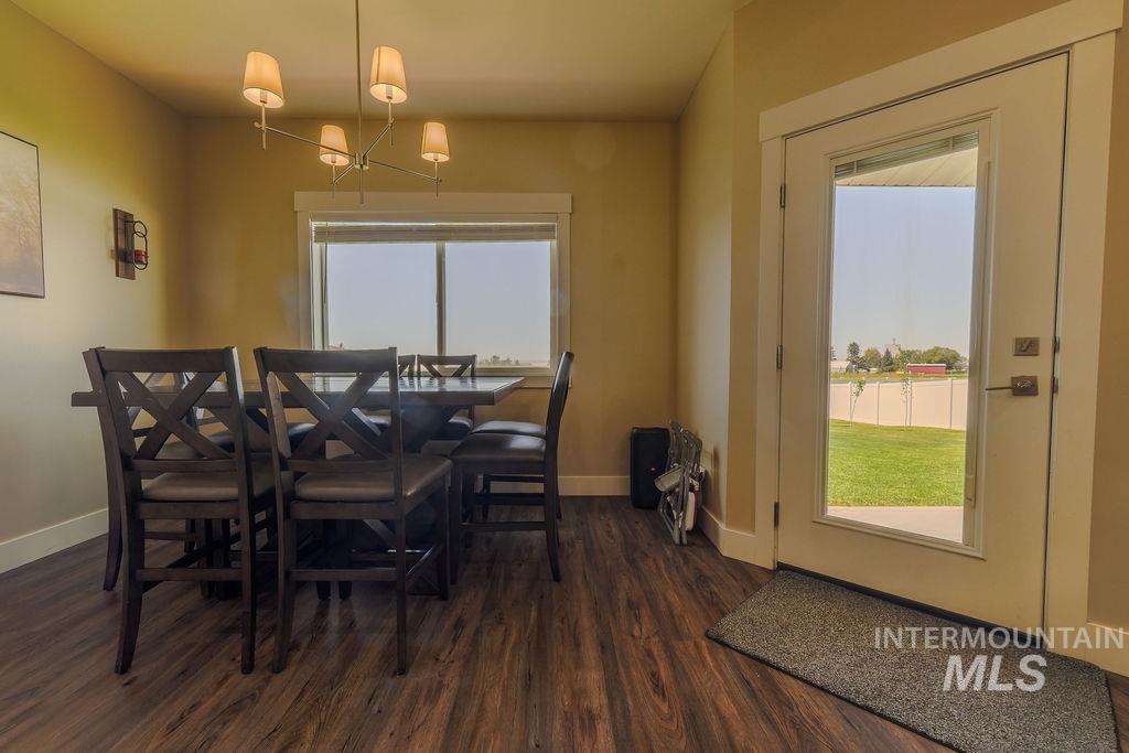 1515 Leslie Dr, Jerome, Idaho 83338, 5 Bedrooms, 3 Bathrooms, Residential For Sale, Price $559,999,MLS 99000211