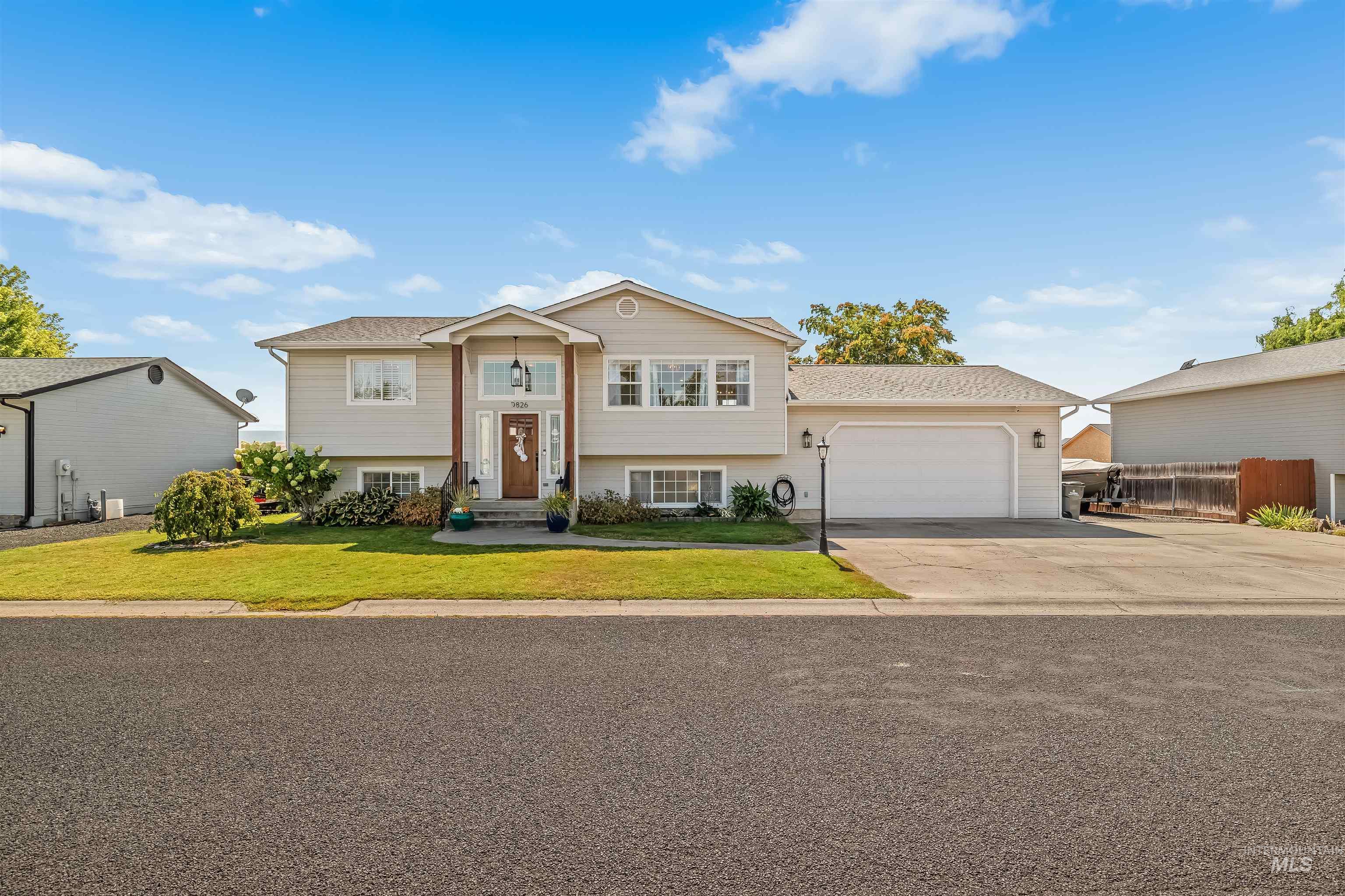 1826 Birch Drive, Lewiston, Idaho 83501, 4 Bedrooms, 2.5 Bathrooms, Residential For Sale, Price $489,900,MLS 99000221