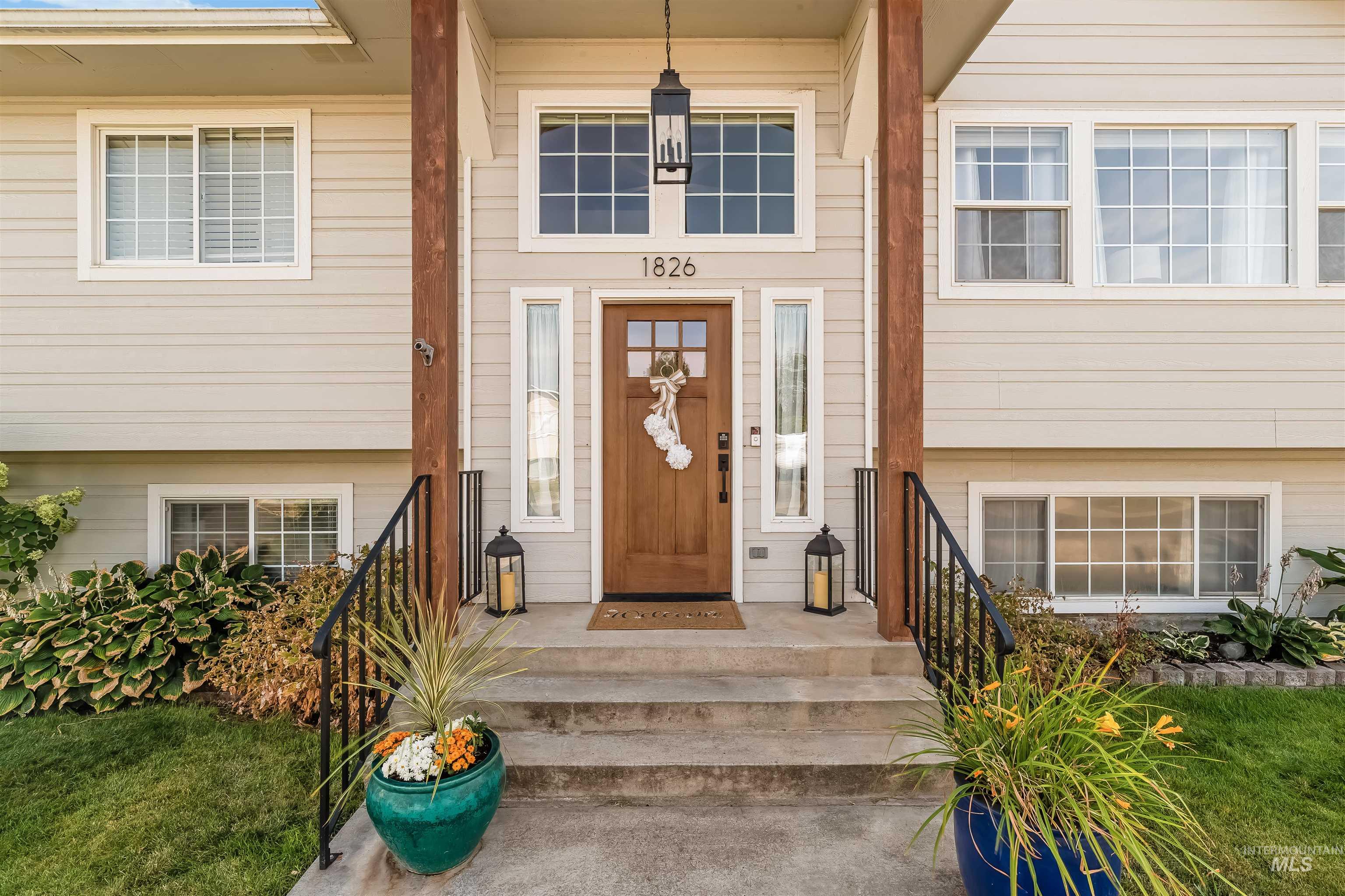 1826 Birch Drive, Lewiston, Idaho 83501, 4 Bedrooms, 2.5 Bathrooms, Residential For Sale, Price $489,900,MLS 99000221