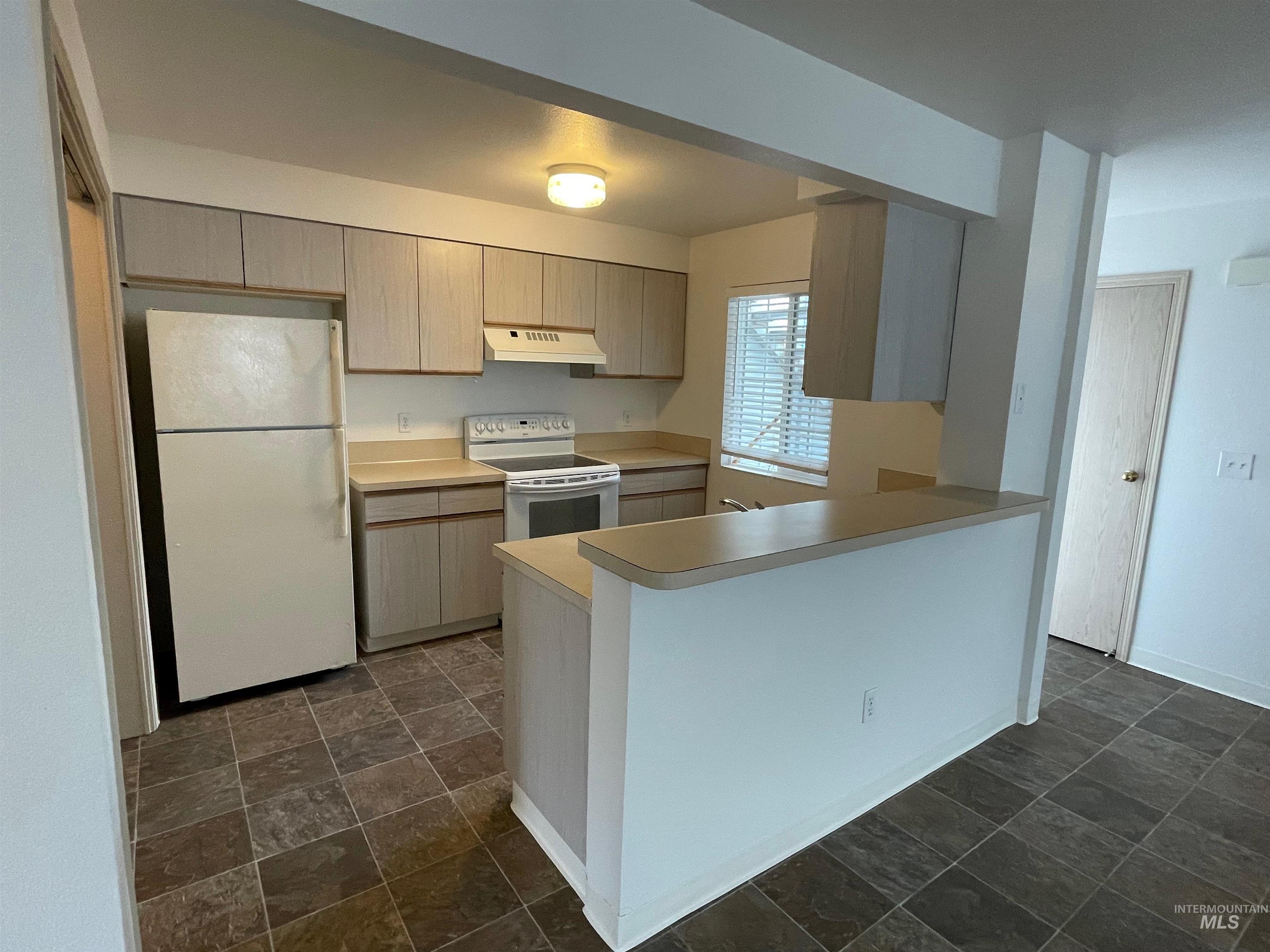 9086 W Sigmont Ln Apt 101, Boise, Idaho 83709, 2 Bedrooms, 2 Bathrooms, Rental For Rent, Price $1,675,MLS 99000224
