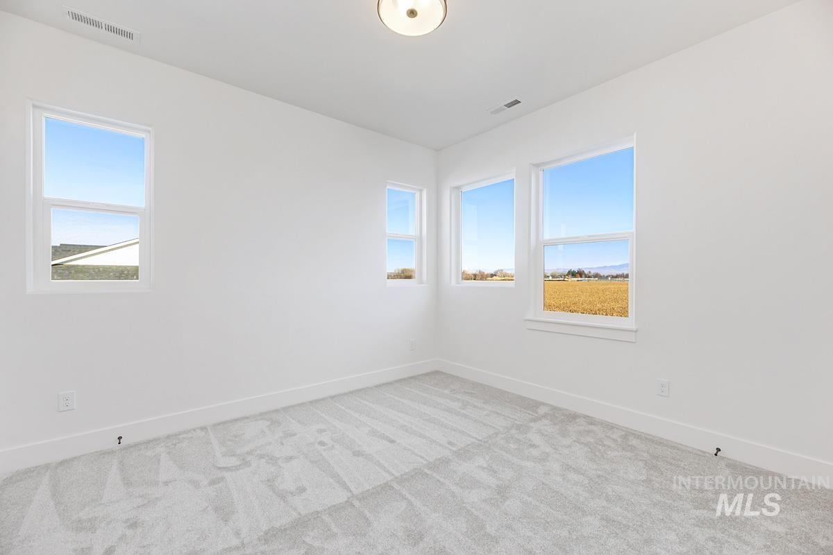 21726 Appaloosa Ave, Star, Idaho 83669, 4 Bedrooms, 3.5 Bathrooms, Residential For Sale, Price $1,127,044,MLS 99000226