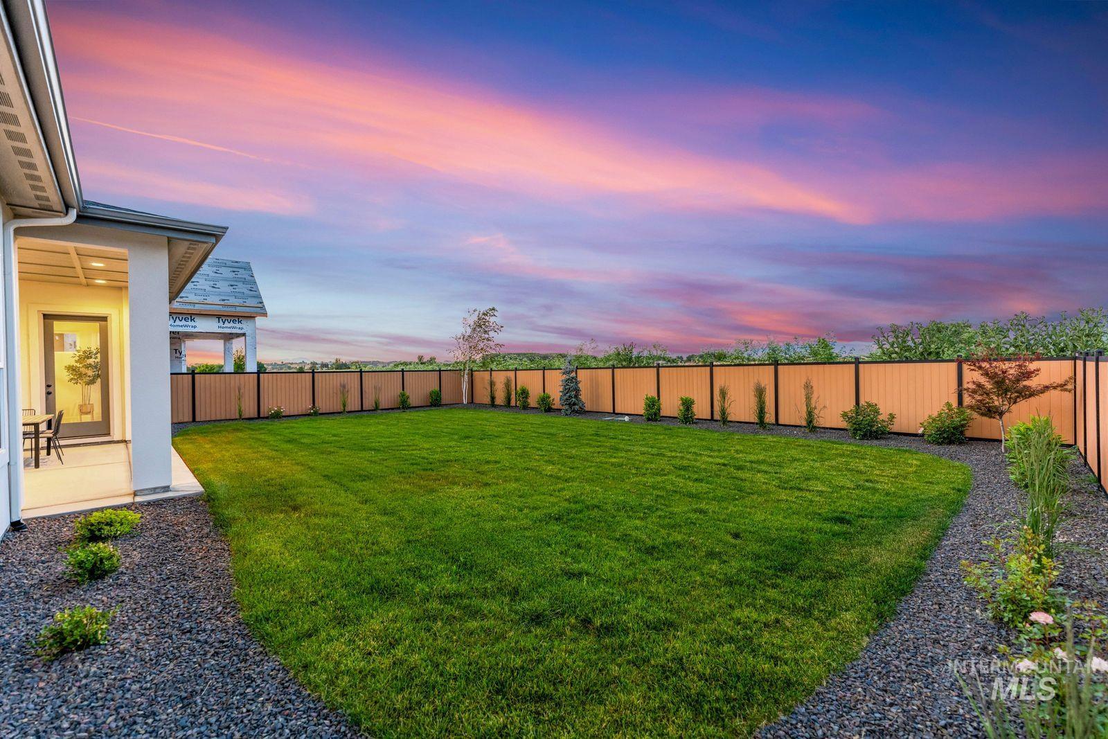 21726 Appaloosa Ave, Star, Idaho 83669, 4 Bedrooms, 3.5 Bathrooms, Residential For Sale, Price $1,127,044,MLS 99000226