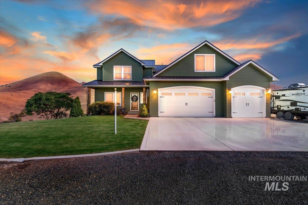 11660 Timber Butte Rd, Sweet, Idaho 83670, 4 Bedrooms, 3.5 Bathrooms, Residential For Sale, Price $1,299,000,MLS 99000240