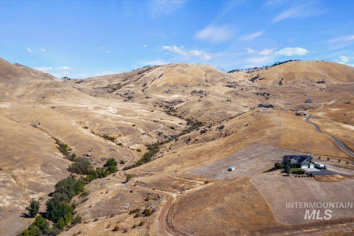 11660 Timber Butte Rd, Sweet, Idaho 83670, 4 Bedrooms, 3.5 Bathrooms, Residential For Sale, Price $1,299,000,MLS 99000240