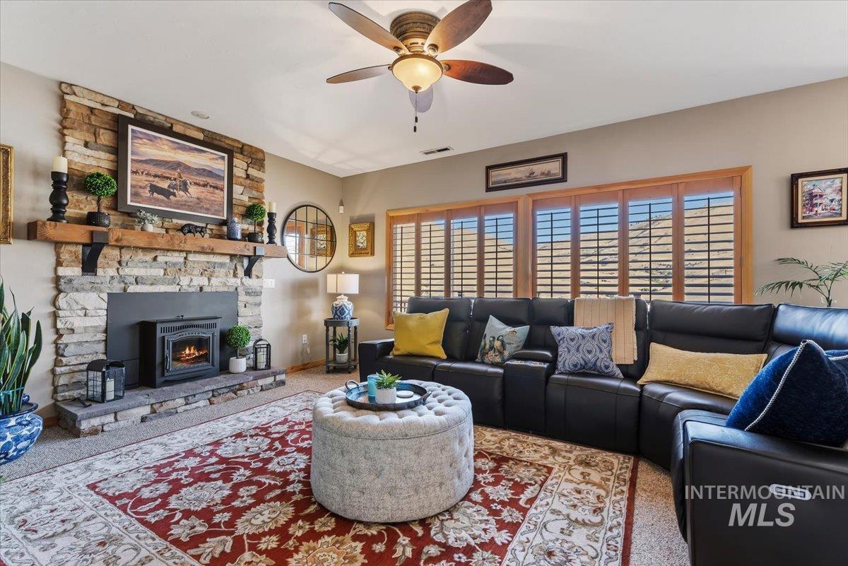 11660 Timber Butte Rd, Sweet, Idaho 83670, 4 Bedrooms, 3.5 Bathrooms, Residential For Sale, Price $1,299,000,MLS 99000240