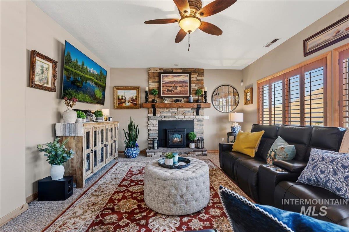 11660 Timber Butte Rd, Sweet, Idaho 83670, 4 Bedrooms, 3.5 Bathrooms, Residential For Sale, Price $1,299,000,MLS 99000240