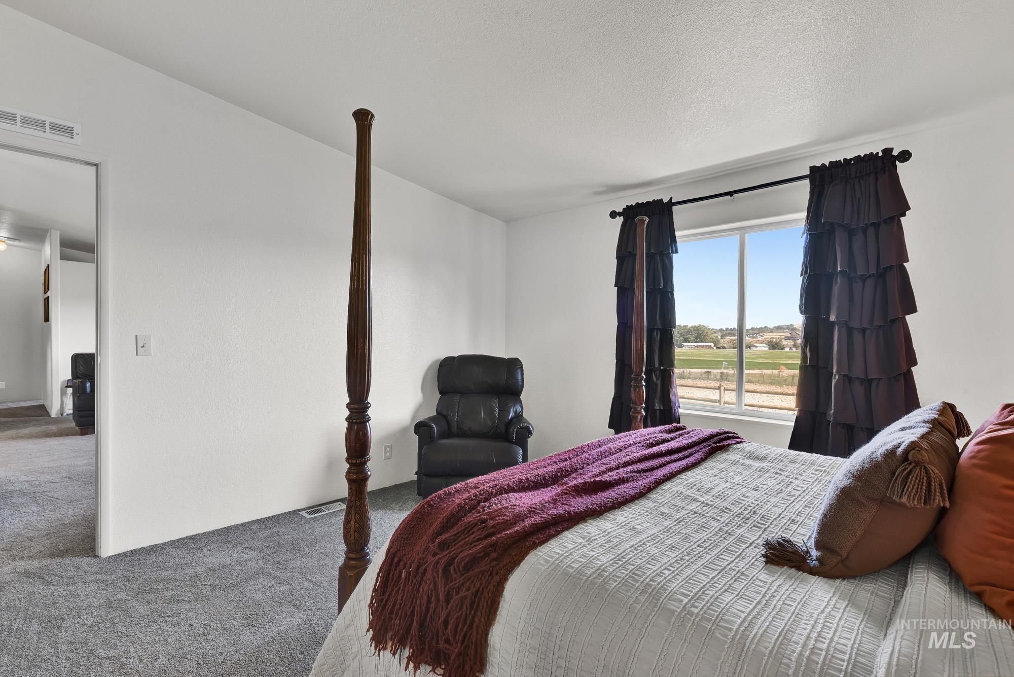 5307 Old Bruneau Hwy, Marsing, Idaho 83639, 3 Bedrooms, 2 Bathrooms, Residential For Sale, Price $475,000,MLS 99000246