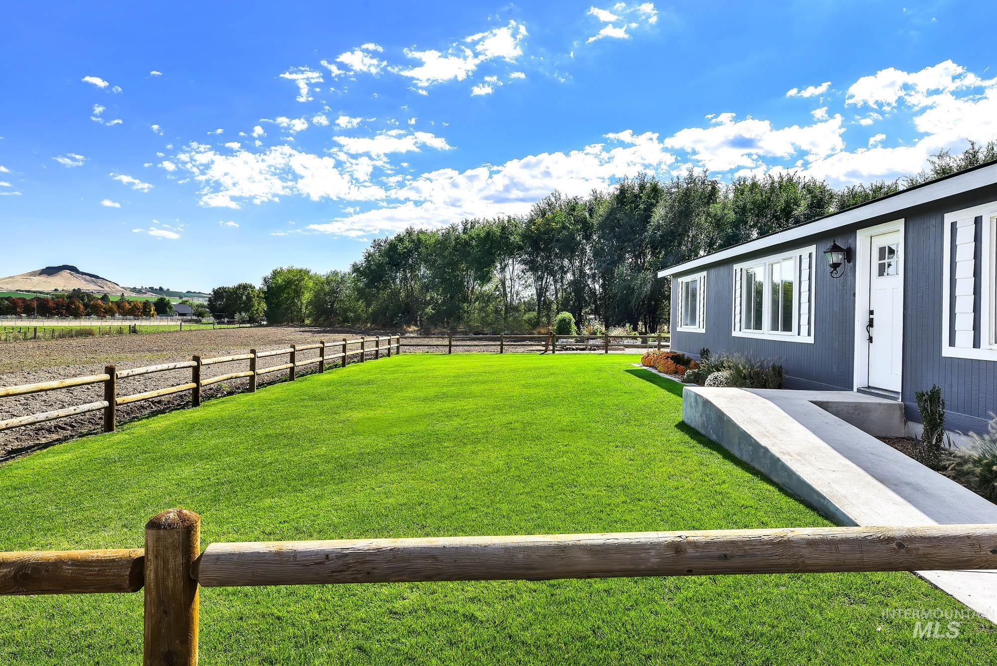 5307 Old Bruneau Hwy, Marsing, Idaho 83639, 3 Bedrooms, 2 Bathrooms, Residential For Sale, Price $475,000,MLS 99000246