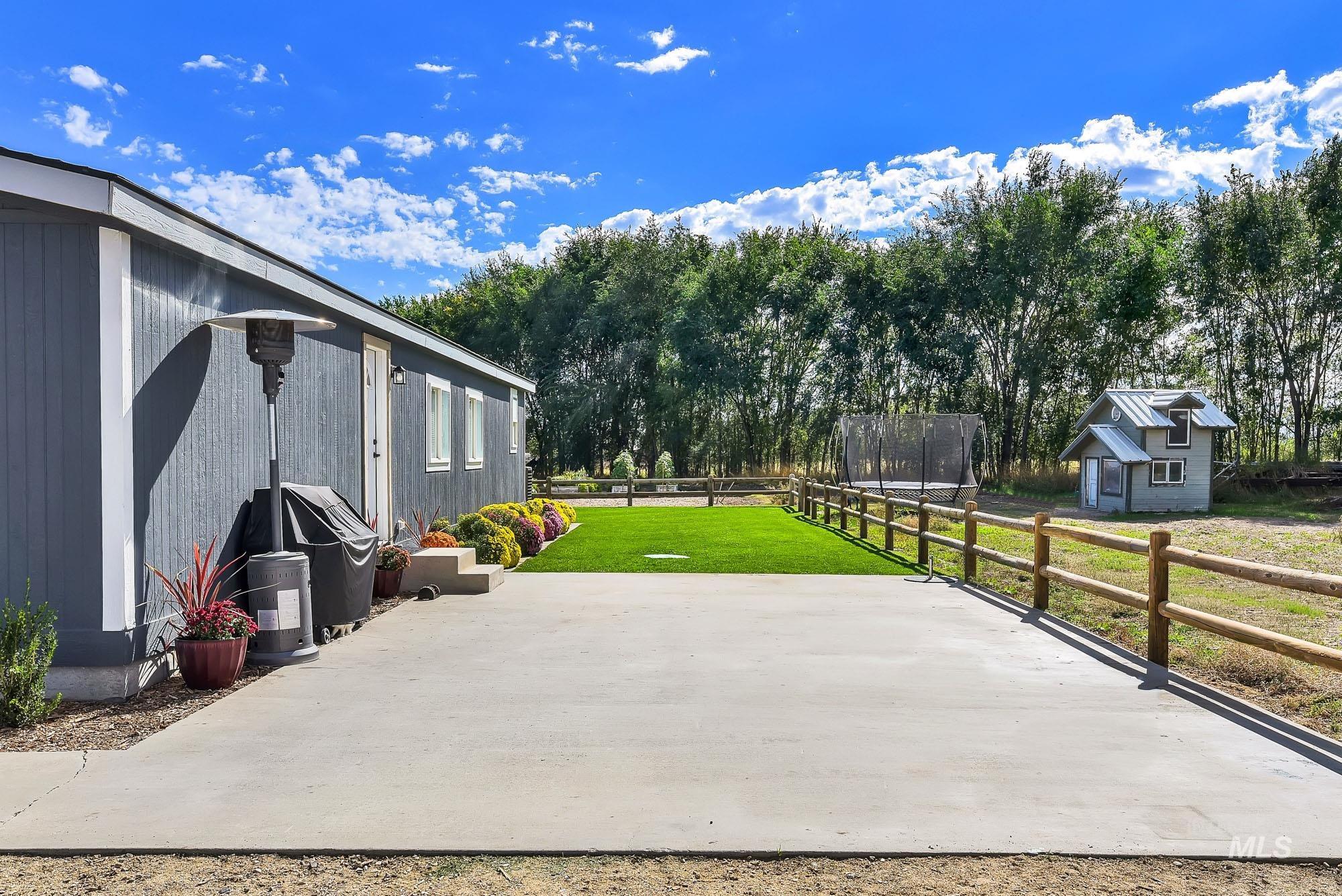 5307 Old Bruneau Hwy, Marsing, Idaho 83639, 3 Bedrooms, 2 Bathrooms, Residential For Sale, Price $475,000,MLS 99000246