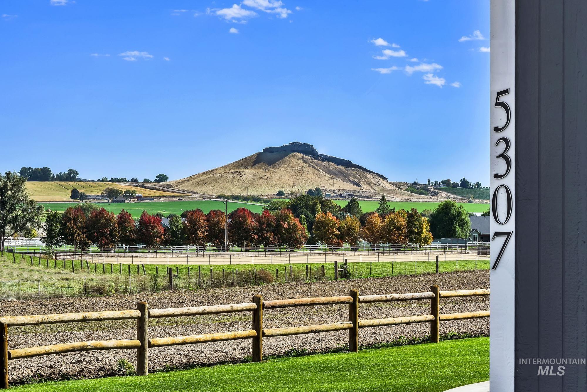 5307 Old Bruneau Hwy, Marsing, Idaho 83639, 3 Bedrooms, 2 Bathrooms, Residential For Sale, Price $475,000,MLS 99000246