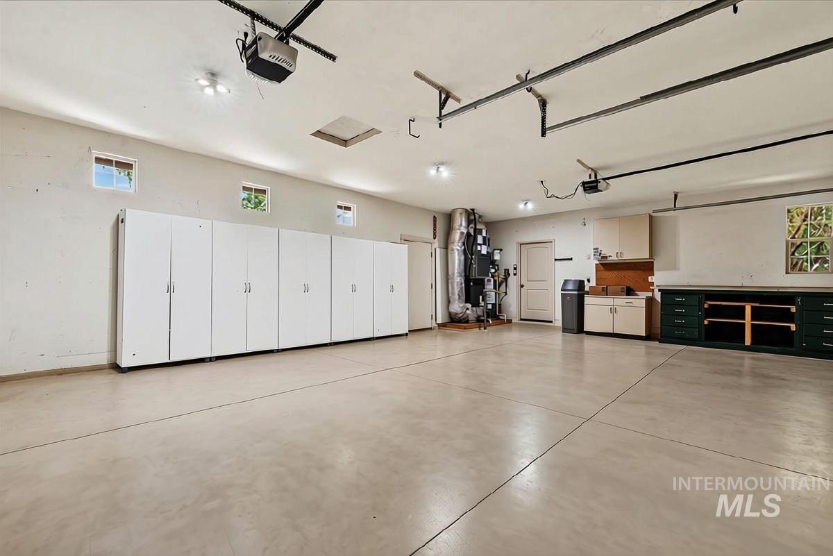 10251 W Brownstone Dr, Boise, Idaho 83709, 3 Bedrooms, 2.5 Bathrooms, Residential For Sale, Price $555,000,MLS 99000259