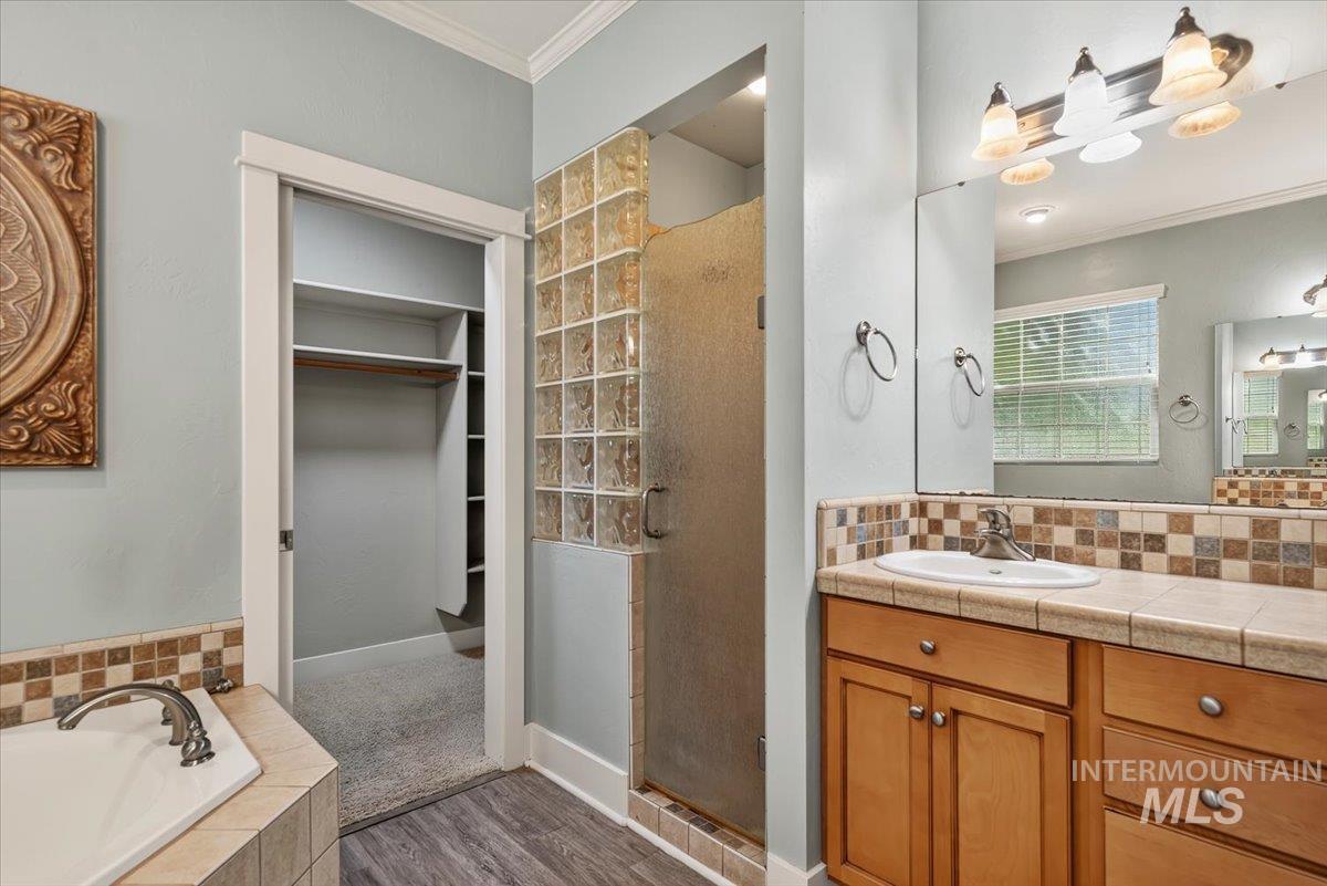 10251 W Brownstone Dr, Boise, Idaho 83709, 3 Bedrooms, 2.5 Bathrooms, Residential For Sale, Price $555,000,MLS 99000259
