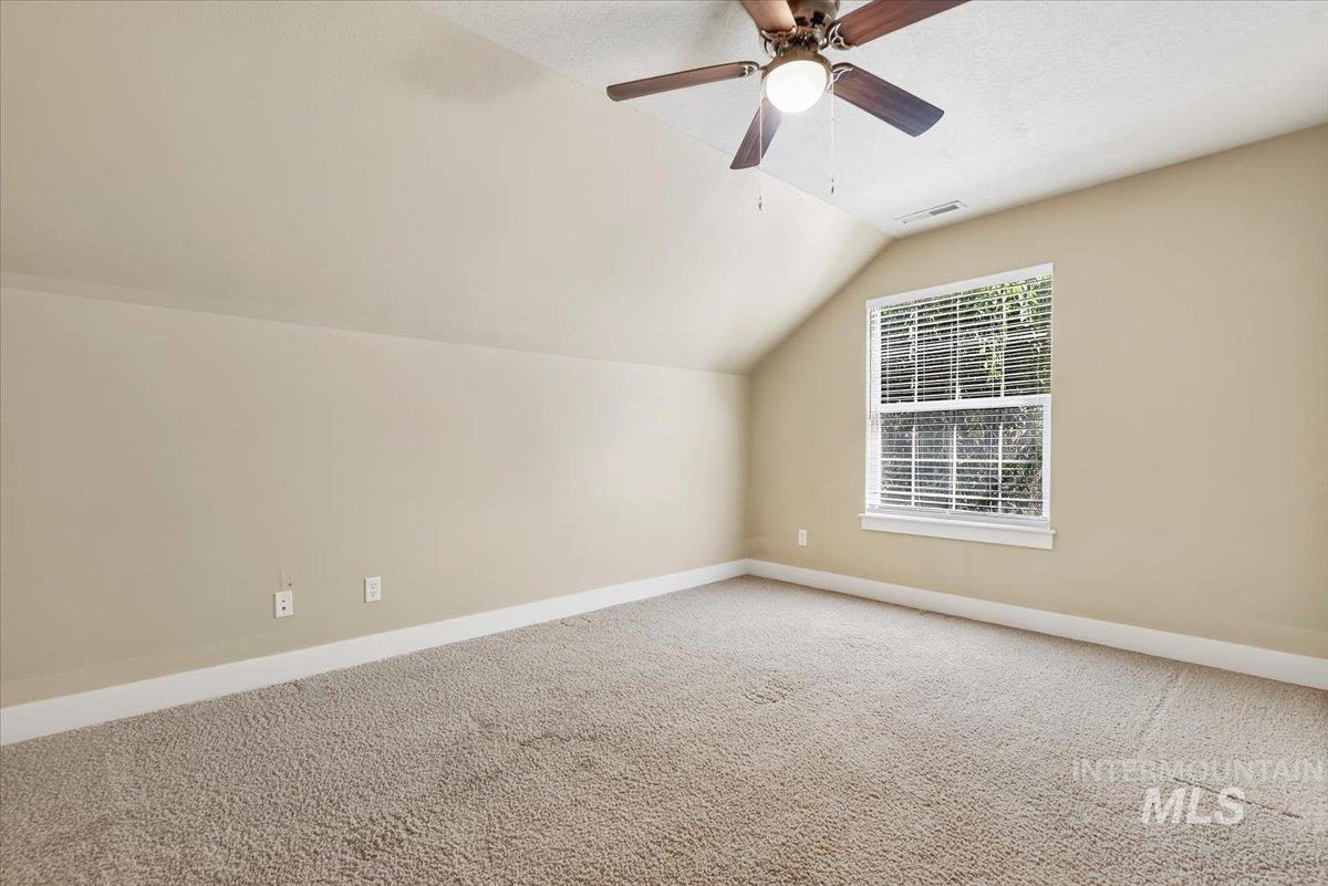 10251 W Brownstone Dr, Boise, Idaho 83709, 3 Bedrooms, 2.5 Bathrooms, Residential For Sale, Price $555,000,MLS 99000259