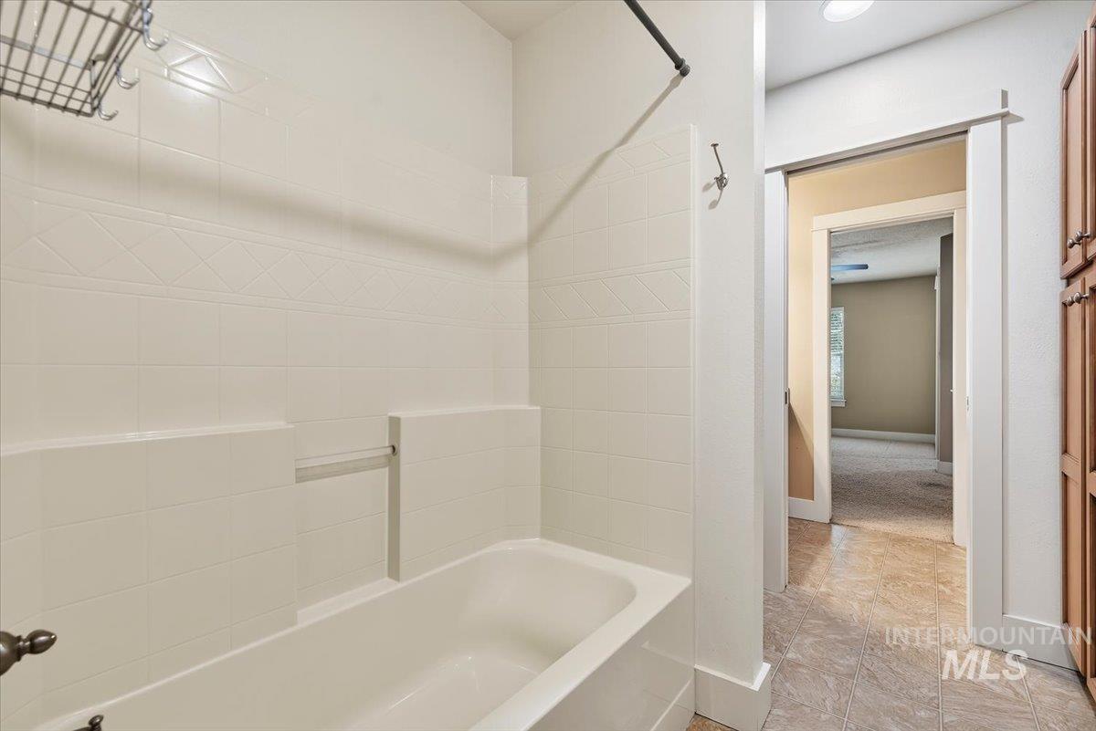 10251 W Brownstone Dr, Boise, Idaho 83709, 3 Bedrooms, 2.5 Bathrooms, Residential For Sale, Price $555,000,MLS 99000259