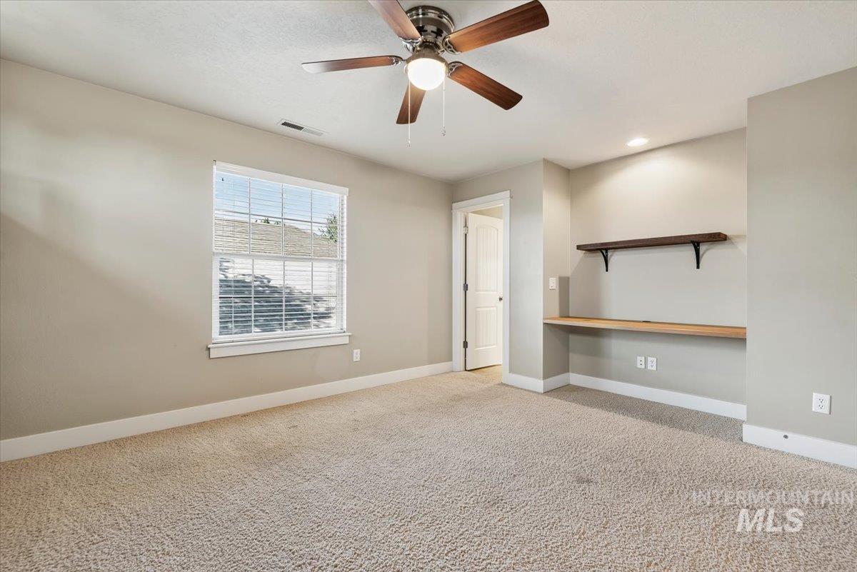 10251 W Brownstone Dr, Boise, Idaho 83709, 3 Bedrooms, 2.5 Bathrooms, Residential For Sale, Price $555,000,MLS 99000259