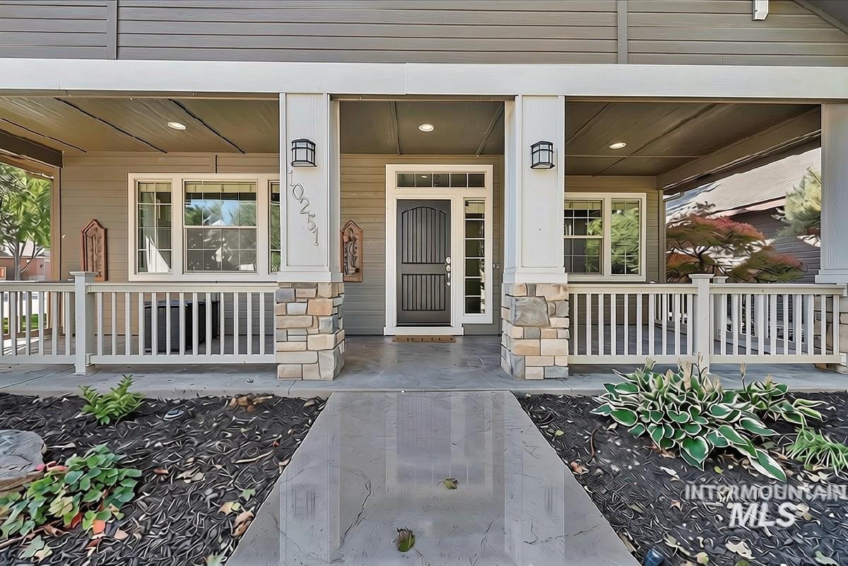 10251 W Brownstone Dr, Boise, Idaho 83709, 3 Bedrooms, 2.5 Bathrooms, Residential For Sale, Price $555,000,MLS 99000259