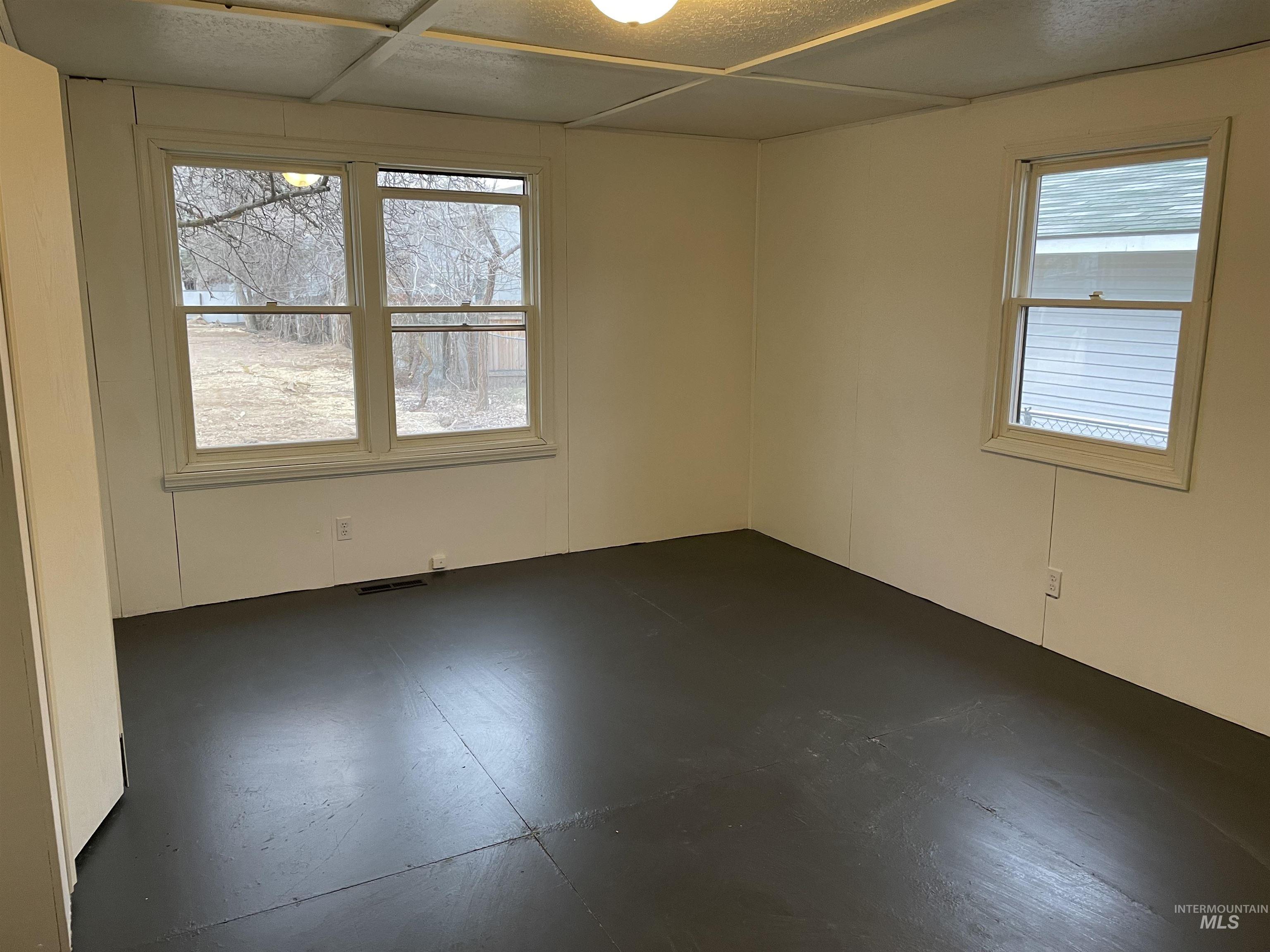 3311 W Cherry, Boise, Idaho 83705, 3 Bedrooms, 1 Bathroom, Residential Income For Sale, Price $449,900,MLS 99000260