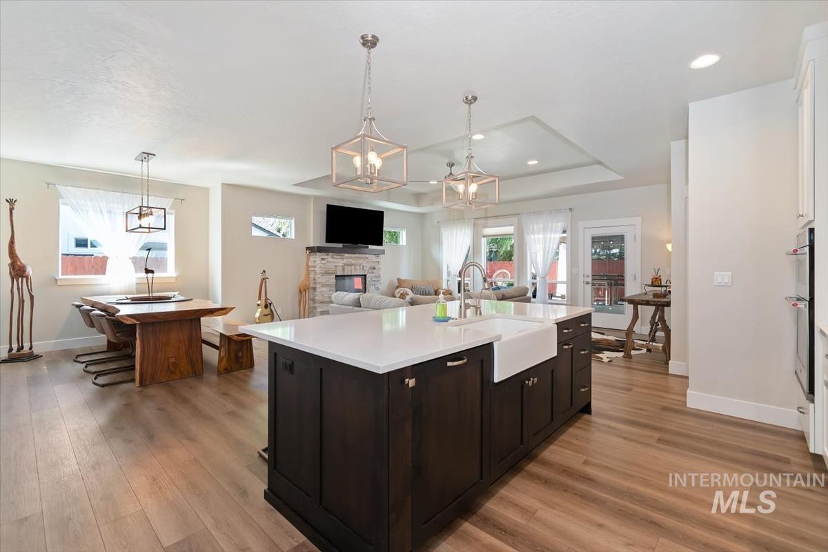 3806 Palisades Avenue, Caldwell, Idaho 83605, 3 Bedrooms, 2 Bathrooms, Residential For Sale, Price $619,900,MLS 99000262