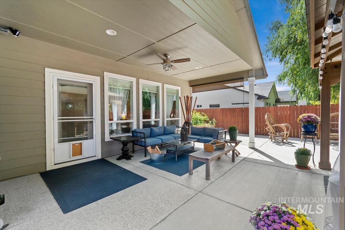 3806 Palisades Avenue, Caldwell, Idaho 83605, 3 Bedrooms, 2 Bathrooms, Residential For Sale, Price $619,900,MLS 99000262