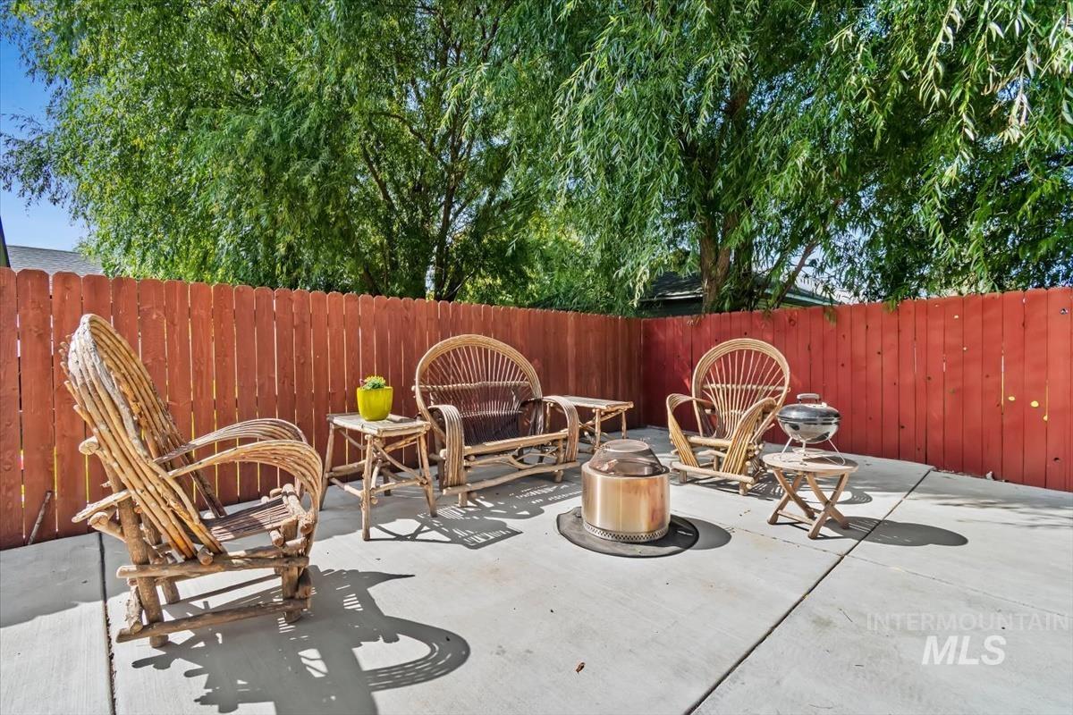 3806 Palisades Avenue, Caldwell, Idaho 83605, 3 Bedrooms, 2 Bathrooms, Residential For Sale, Price $619,900,MLS 99000262