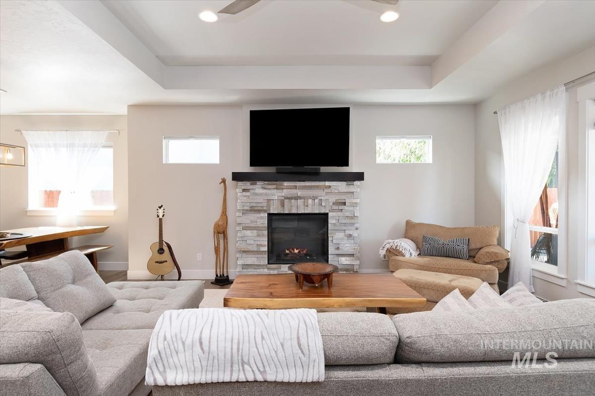 3806 Palisades Avenue, Caldwell, Idaho 83605, 3 Bedrooms, 2 Bathrooms, Residential For Sale, Price $619,900,MLS 99000262