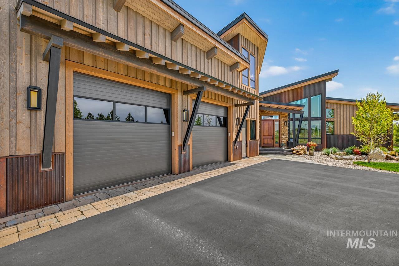 14036 Hideaway Court, McCall, Idaho 83638, 3 Bedrooms, 4 Bathrooms, Residential For Sale, Price $2,579,000,MLS 99000269