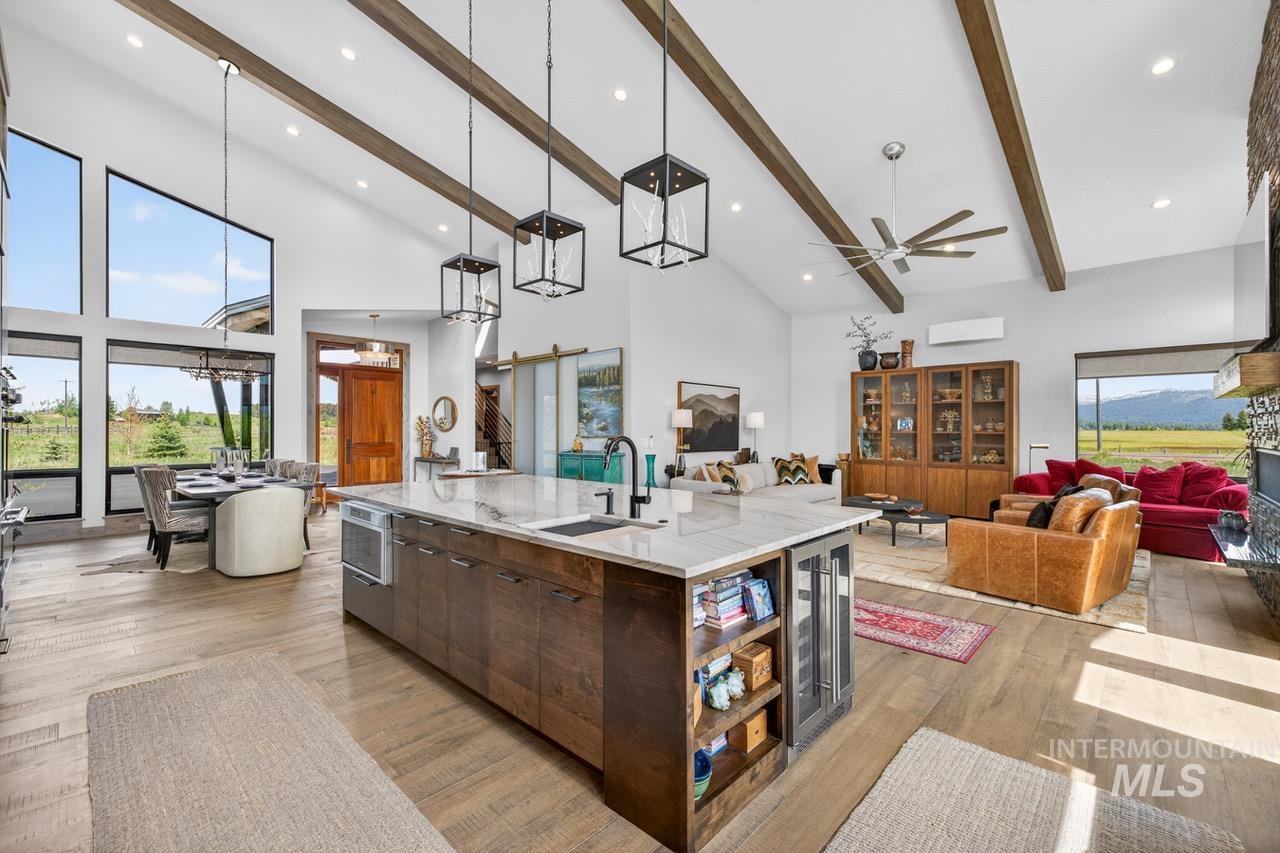 14036 Hideaway Court, McCall, Idaho 83638, 3 Bedrooms, 4 Bathrooms, Residential For Sale, Price $2,579,000,MLS 99000269