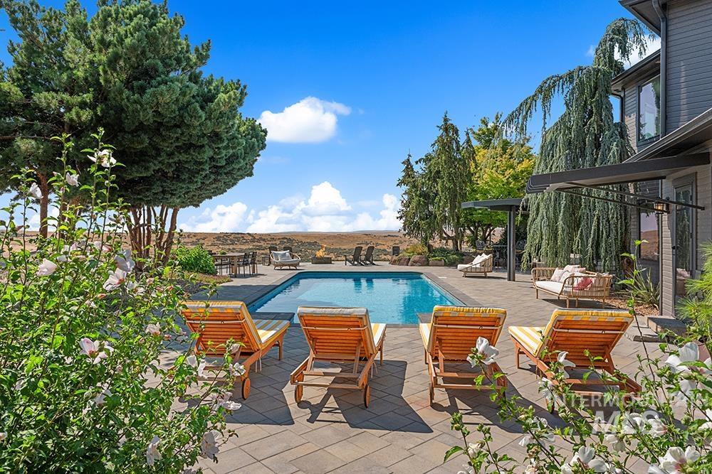 8901 W Bugle Boy Ln, Eagle, Idaho 83616, 3 Bedrooms, 2.5 Bathrooms, Residential For Sale, Price $1,699,000,MLS 99000272