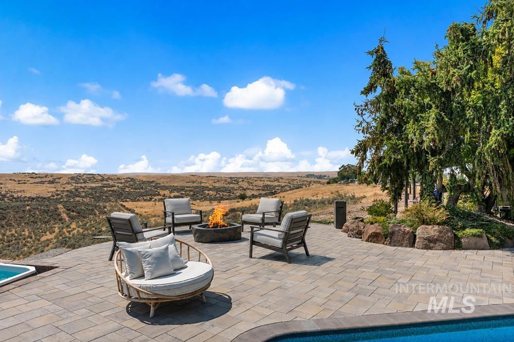 8901 W Bugle Boy Ln, Eagle, Idaho 83616, 3 Bedrooms, 2.5 Bathrooms, Residential For Sale, Price $1,699,000,MLS 99000272