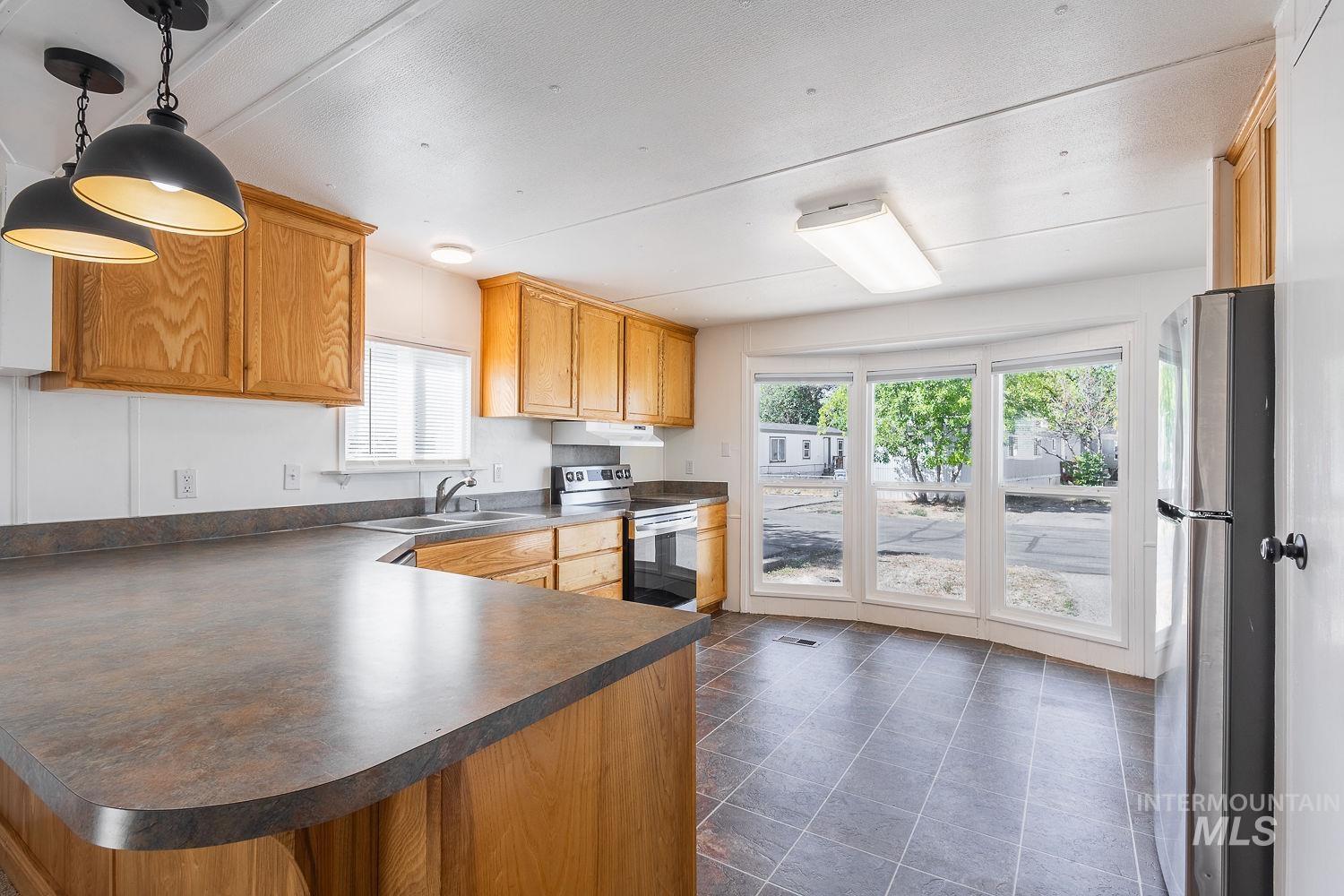1238 N Sable Ln, Boise, Idaho 83704, 2 Bedrooms, 1 Bathroom, Residential For Sale, Price $79,900,MLS 99000274