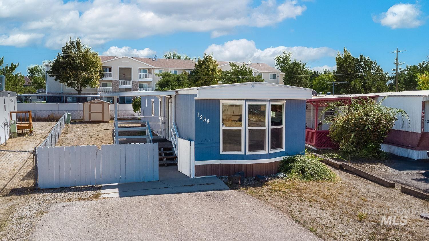 1238 N Sable Ln, Boise, Idaho 83704, 2 Bedrooms, 1 Bathroom, Residential For Sale, Price $79,900,MLS 99000274
