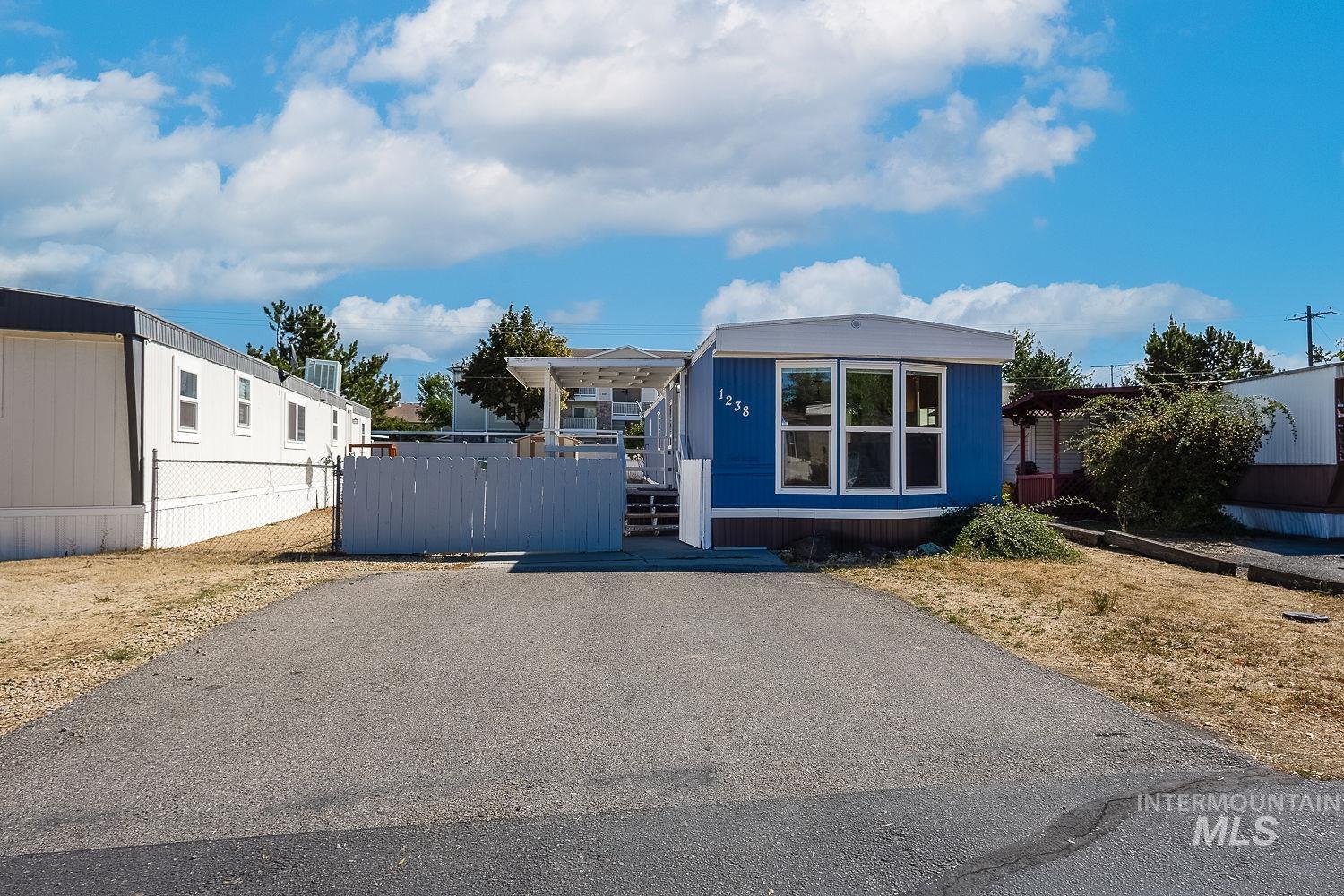 1238 N Sable Ln, Boise, Idaho 83704, 2 Bedrooms, 1 Bathroom, Residential For Sale, Price $79,900,MLS 99000274
