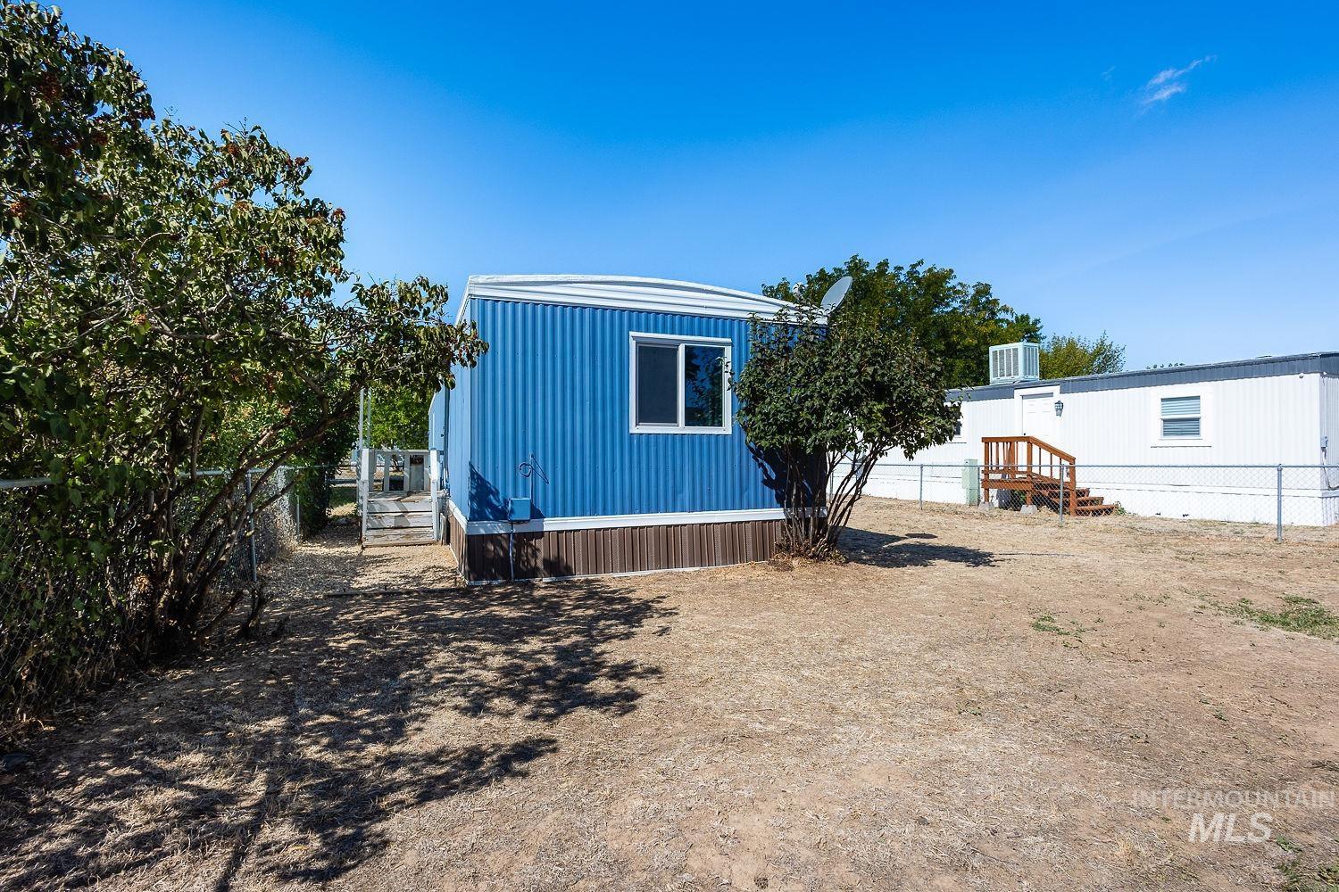 1238 N Sable Ln, Boise, Idaho 83704, 2 Bedrooms, 1 Bathroom, Residential For Sale, Price $79,900,MLS 99000274