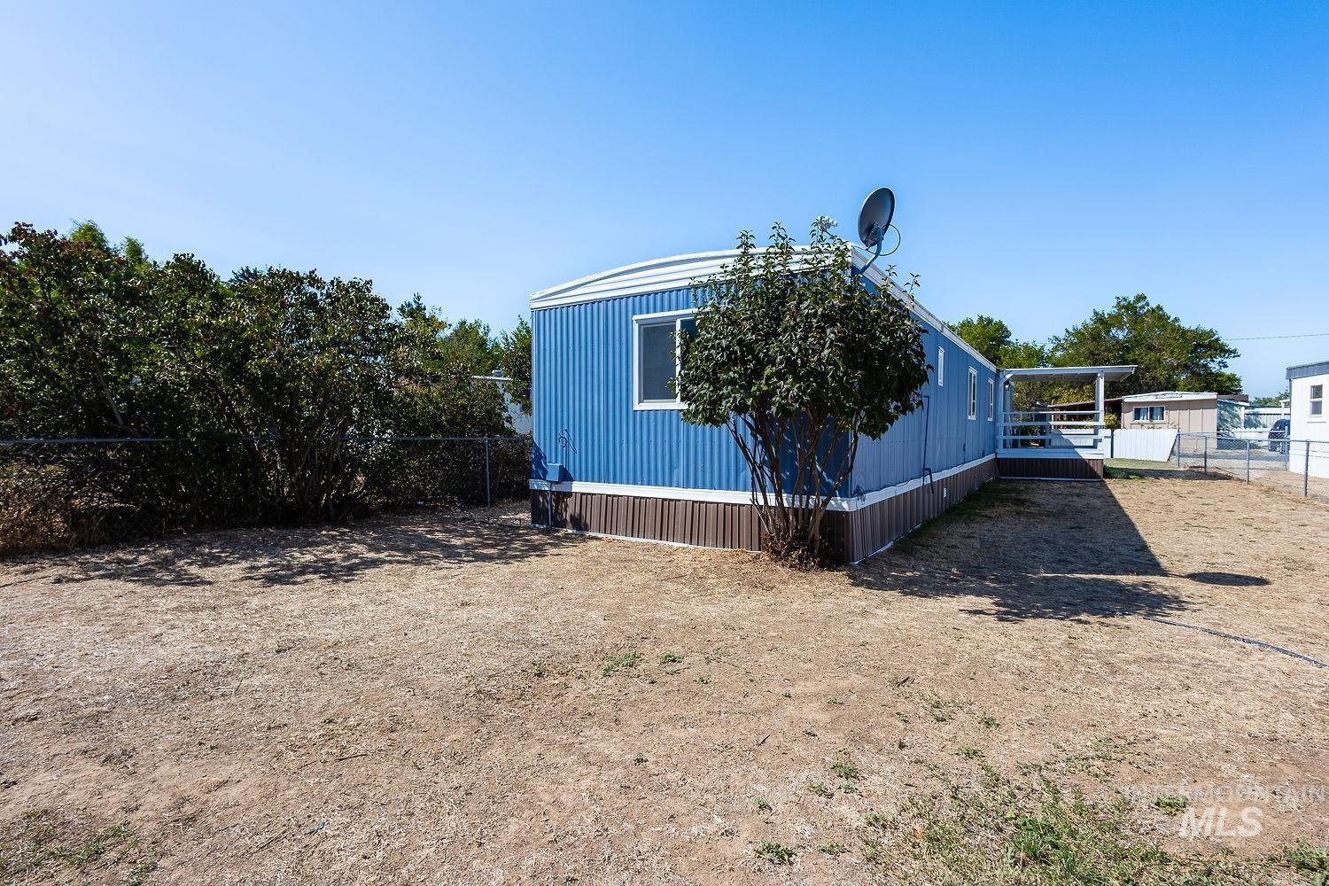 1238 N Sable Ln, Boise, Idaho 83704, 2 Bedrooms, 1 Bathroom, Residential For Sale, Price $79,900,MLS 99000274